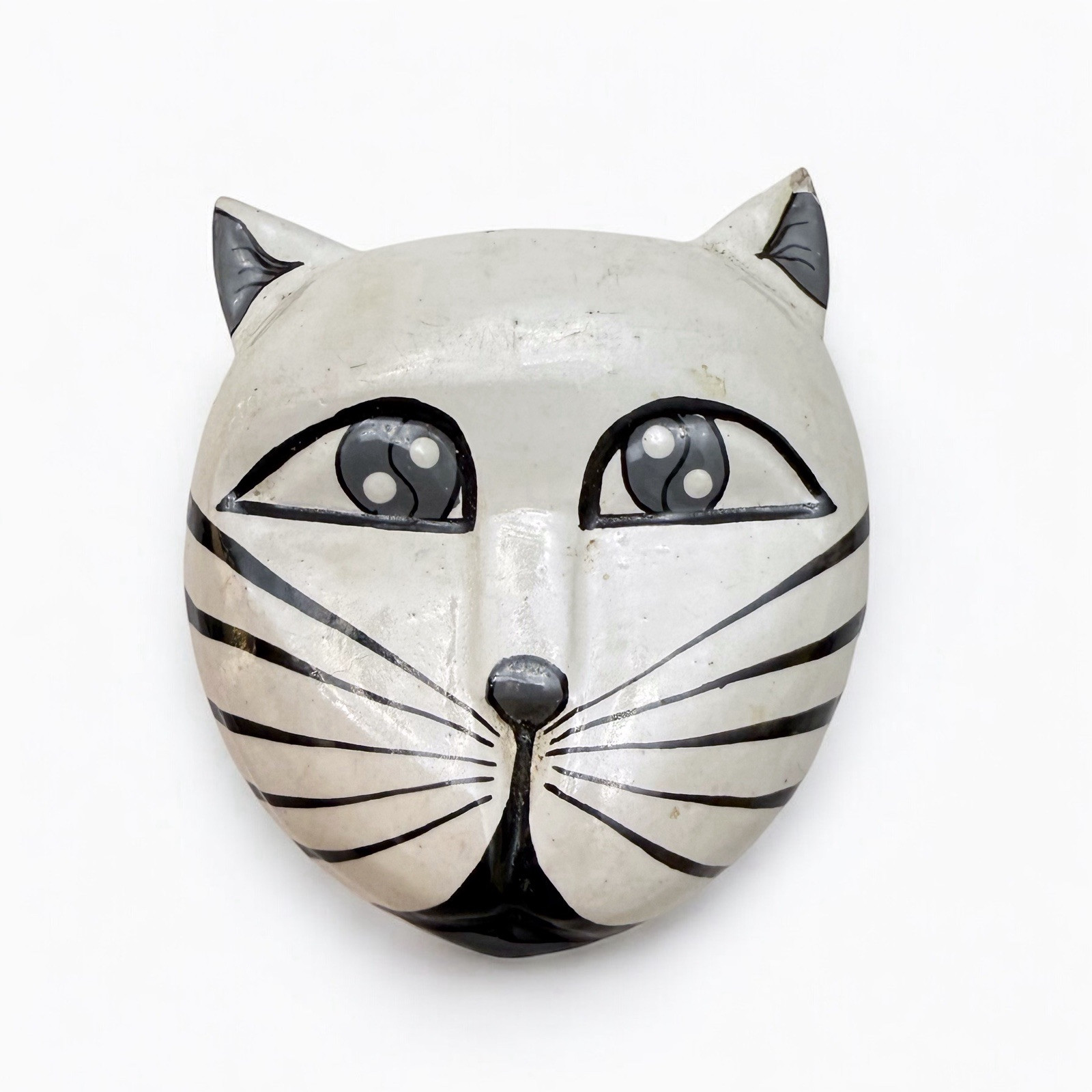 Vintage Wooden White Black Kitten Cat Brooch Pin