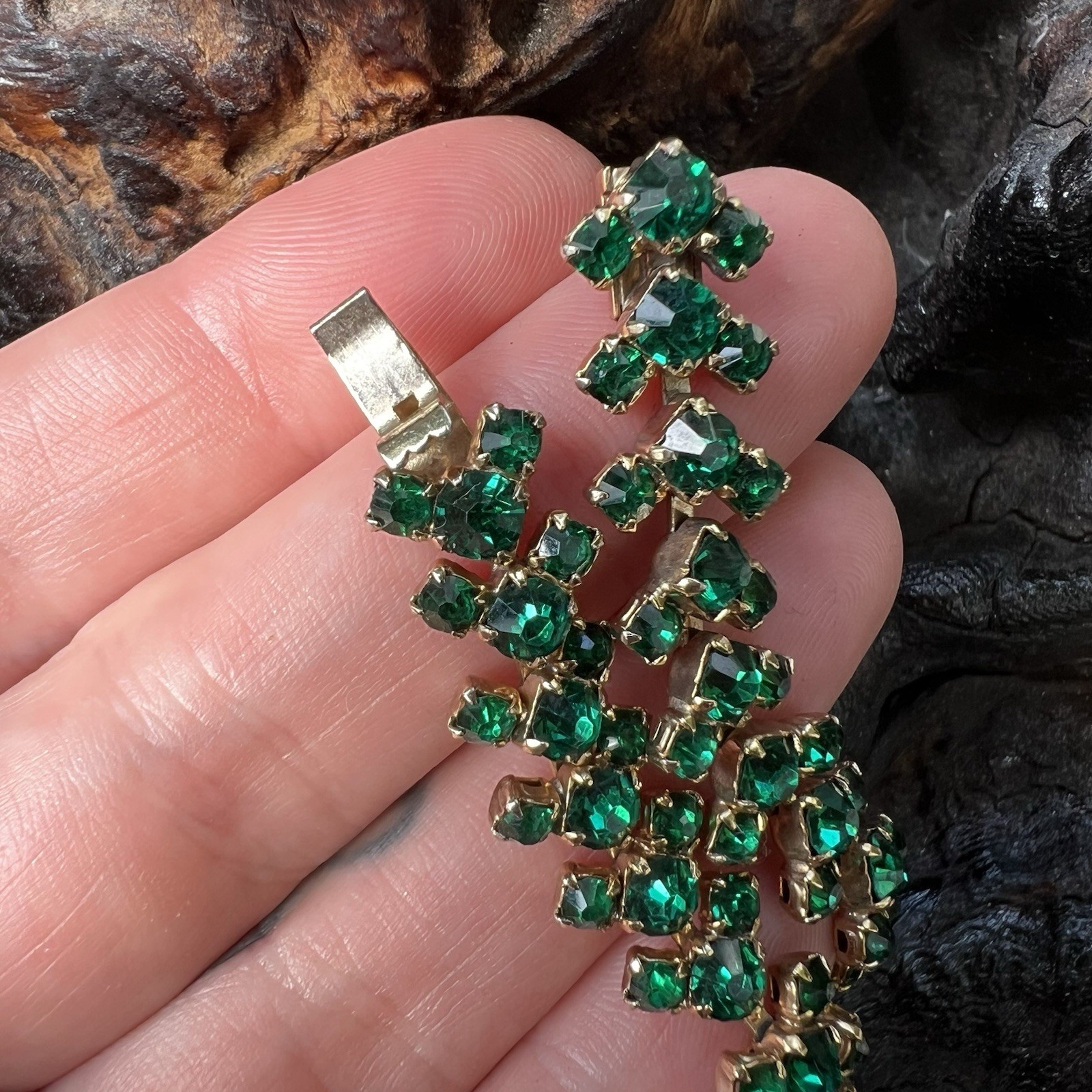 Vintage Kramer Signed Tennis Bracelet 6.5 Emerald Green Crystal Cluster
