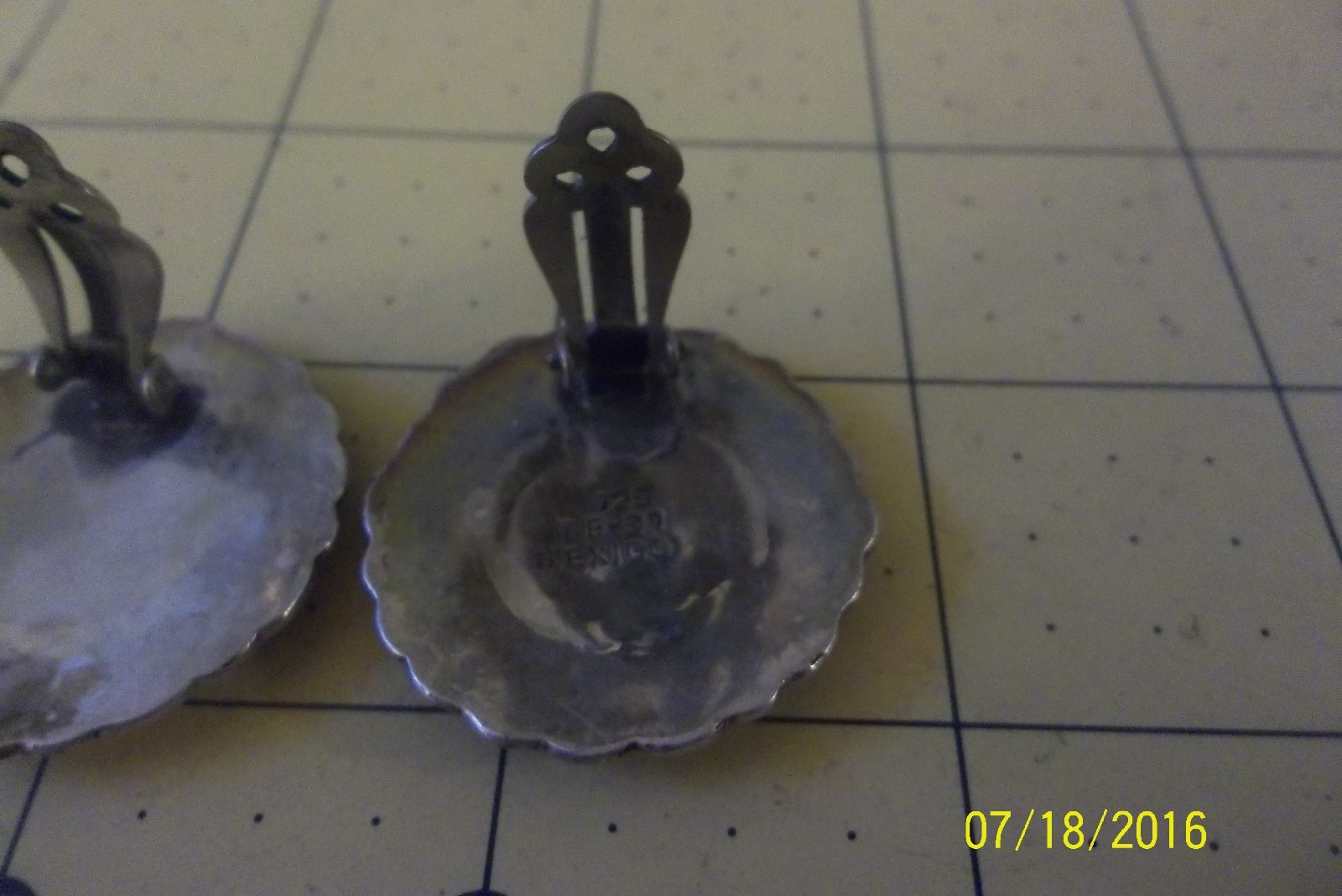 Vintage Sterling Silver Mexico Aztec Mayan Calendar Clip-On Earrings a53