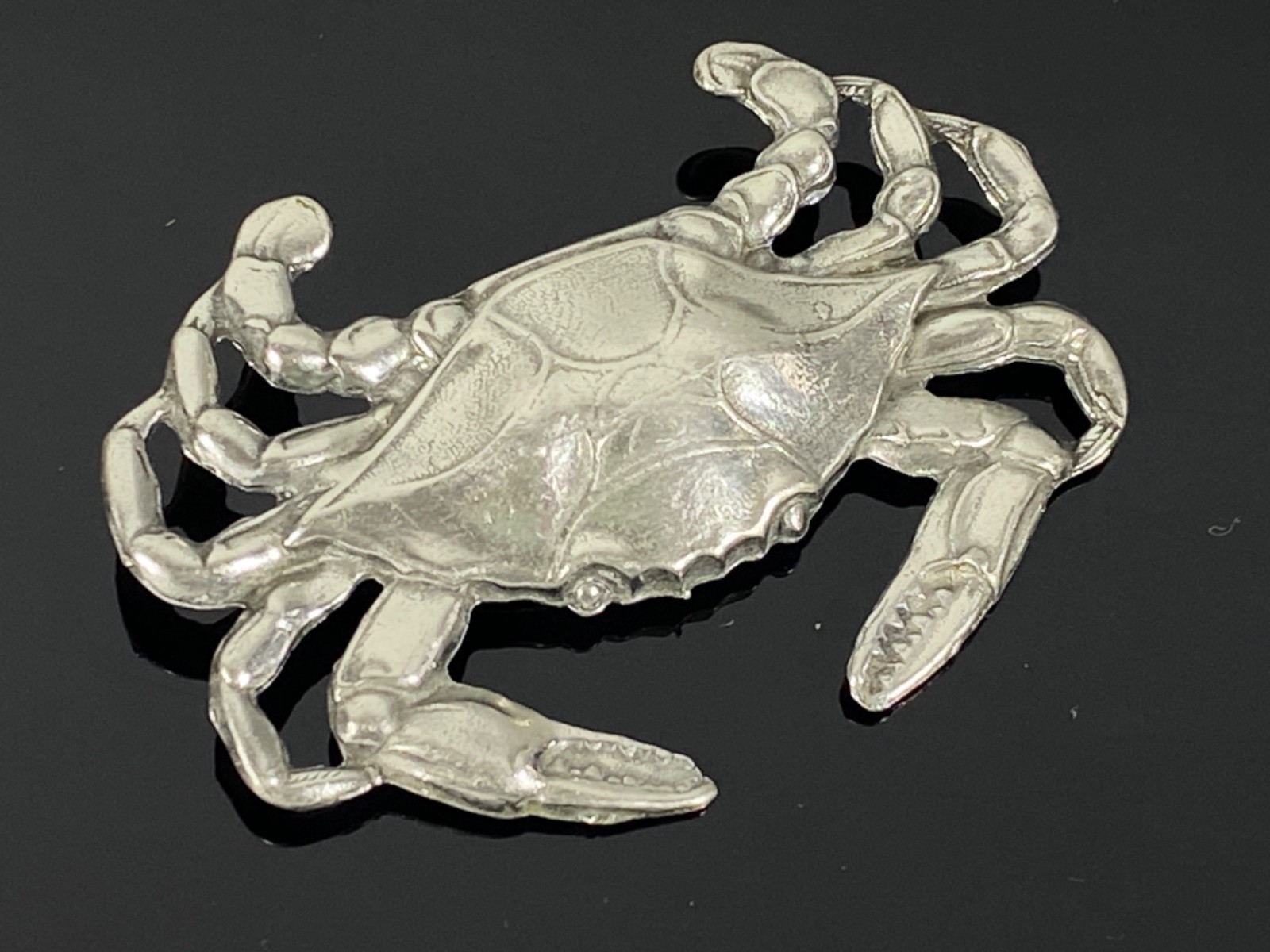 SALISBURY PEWTER CRAB Pin Brooch Made in USA Vintage