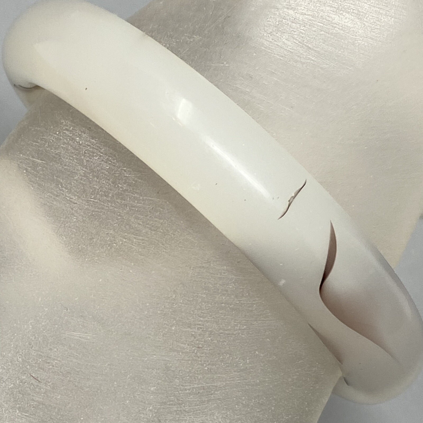 Vintage Bangle Bracelet Cloudy White Brown Fused Glass Abstract Boho Large 7.5″