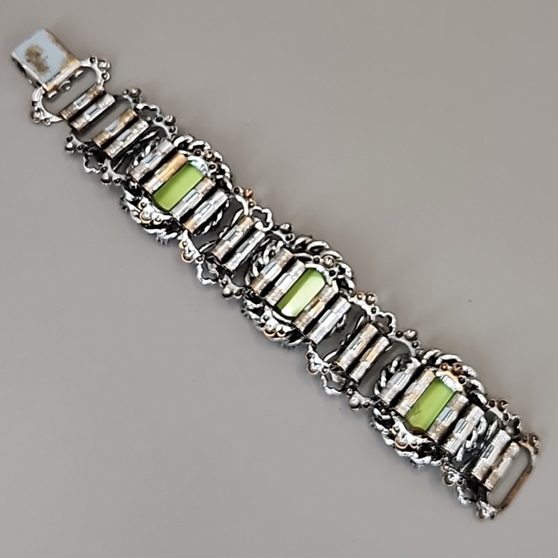Vintage Bracelet Lime Green Round Bead Faux Pearl Silver Tone Book Chain 6″