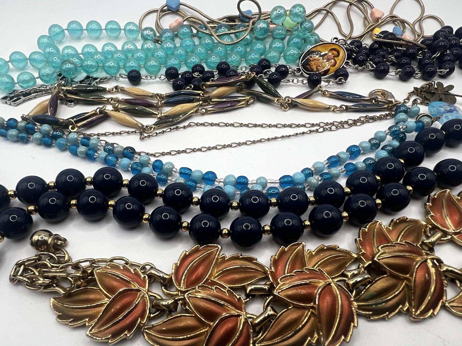 22 Piece Jewelry Lot VTG To Now Mostly VTG Gold Filled Monet Art Glass Avon