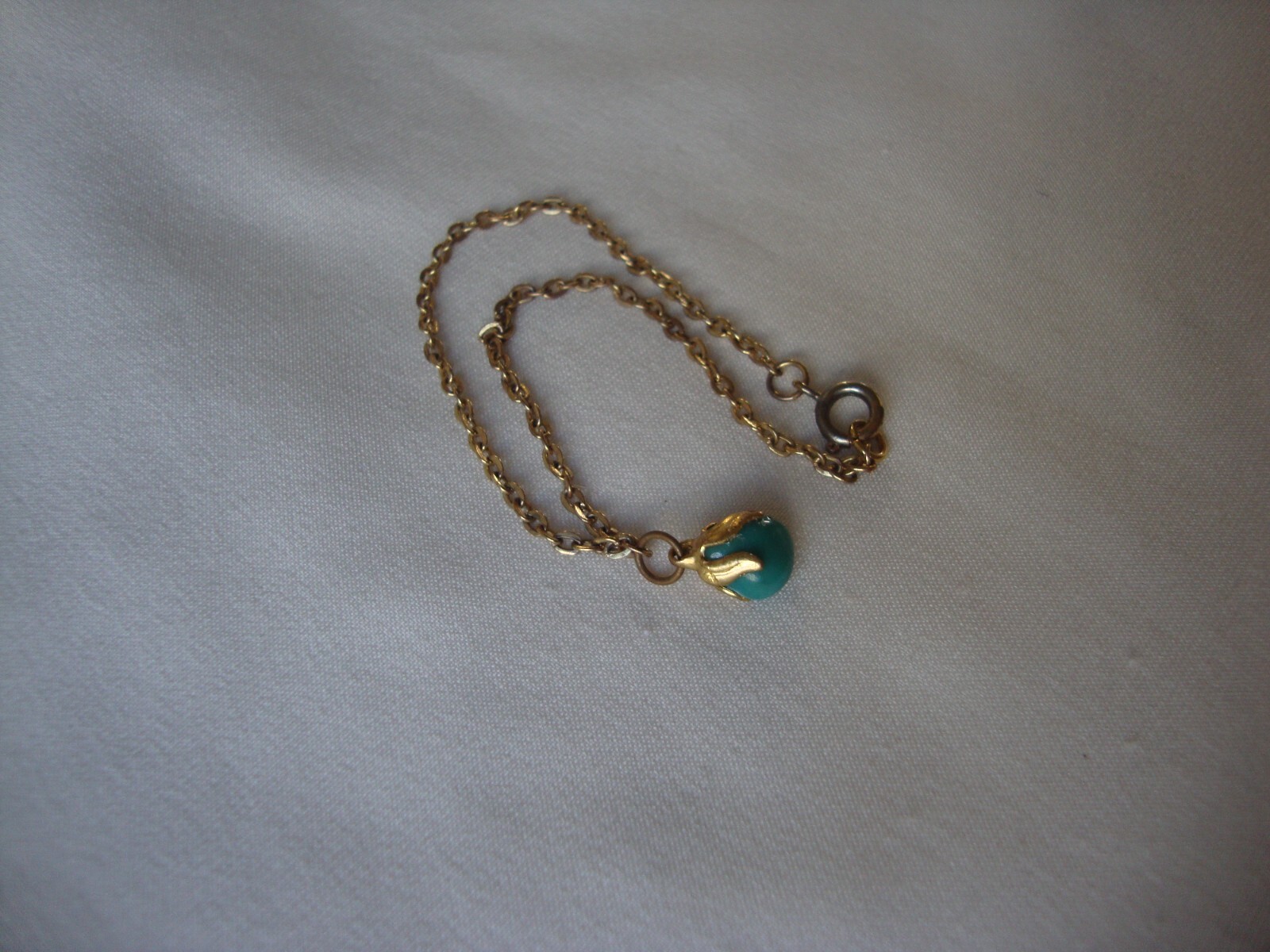 VTG GOLD PLATED LEAVES TURQUOISE NUGGET + GOLD PLATED 8.5″ ANCHOR CHAIN BRACELET