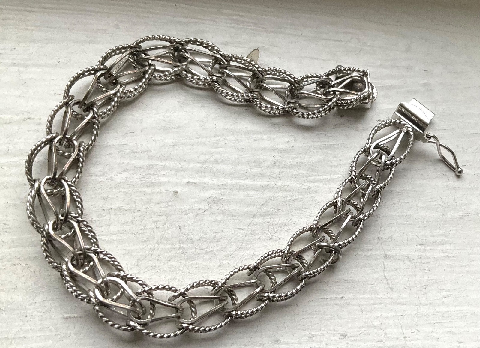 Vintage Classic Starter SILVER CHARM BRACELET Wearable 7 1/2” USA Patent
