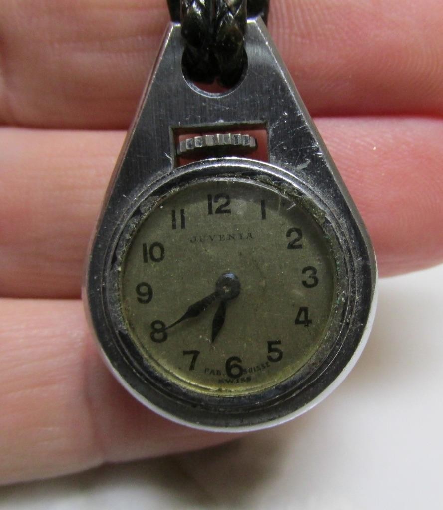 Vintage Juvenia Manual Watch Brooch w/ Leather Strap ~ 17 Jewels ~ 8-C672