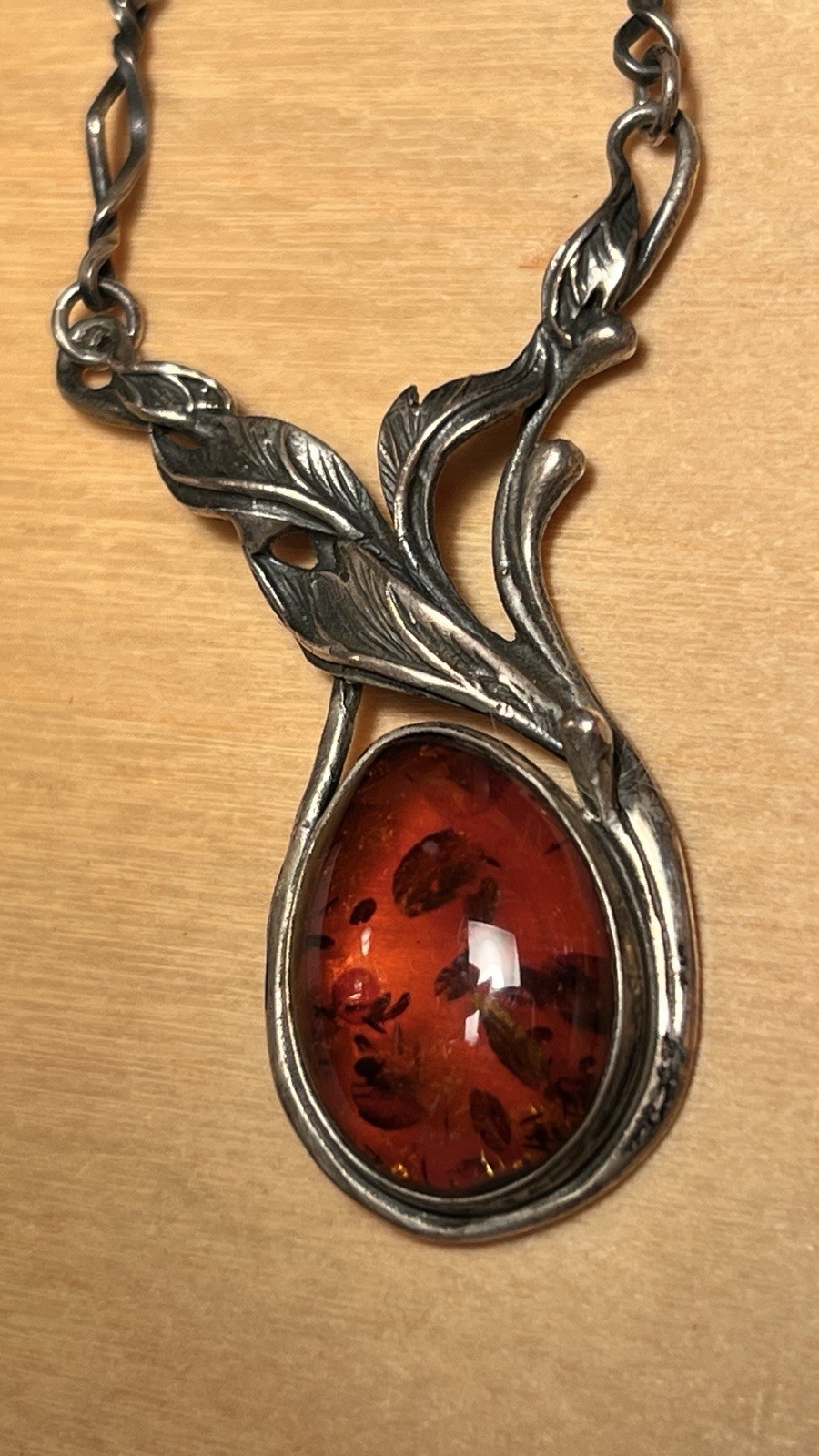 Art Nouveau Sterling Silver Twist Link Foliage Design Baltic Amber Necklace