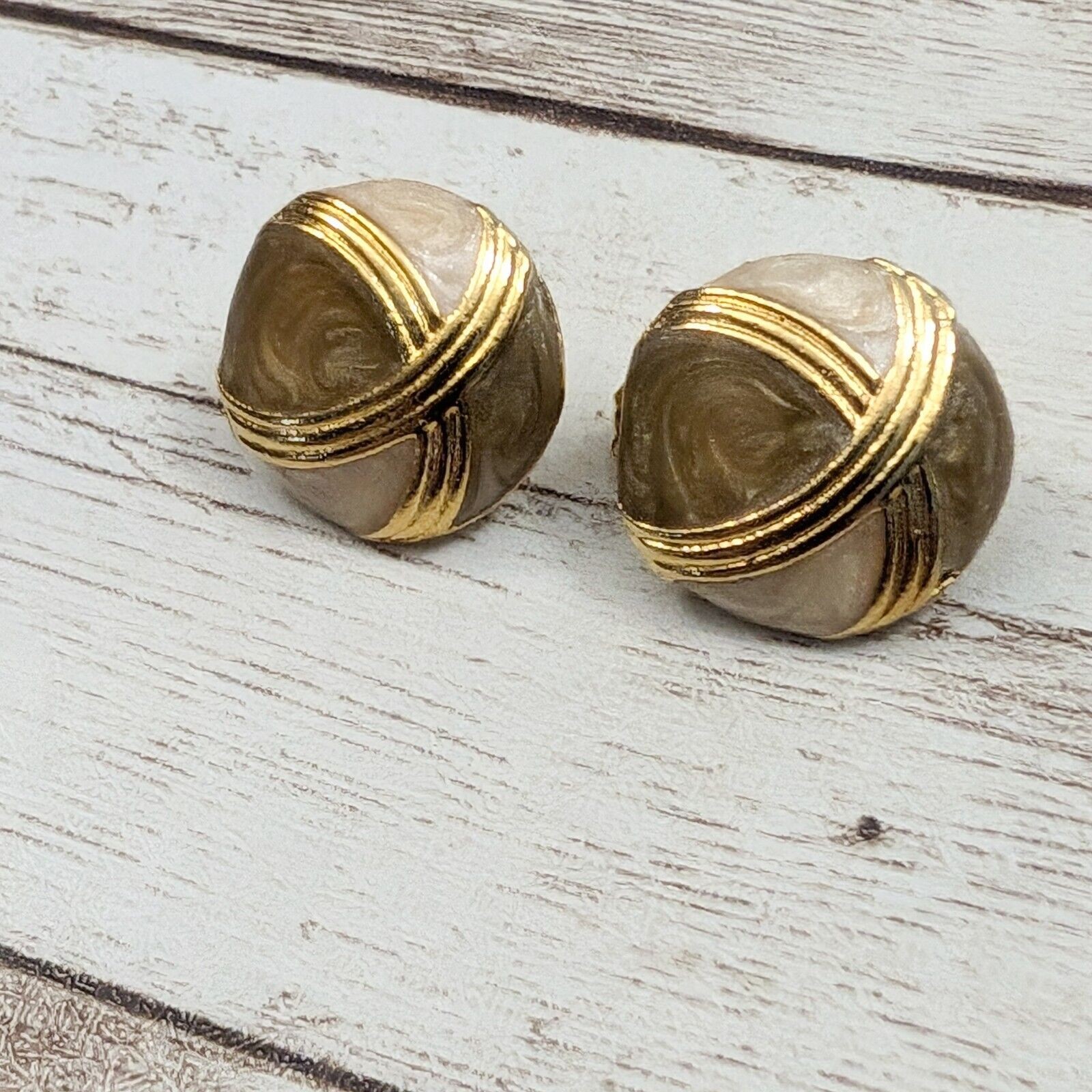 Vintage Clip On Earrings – Different Shades of Brown with Gold Tone Crossover