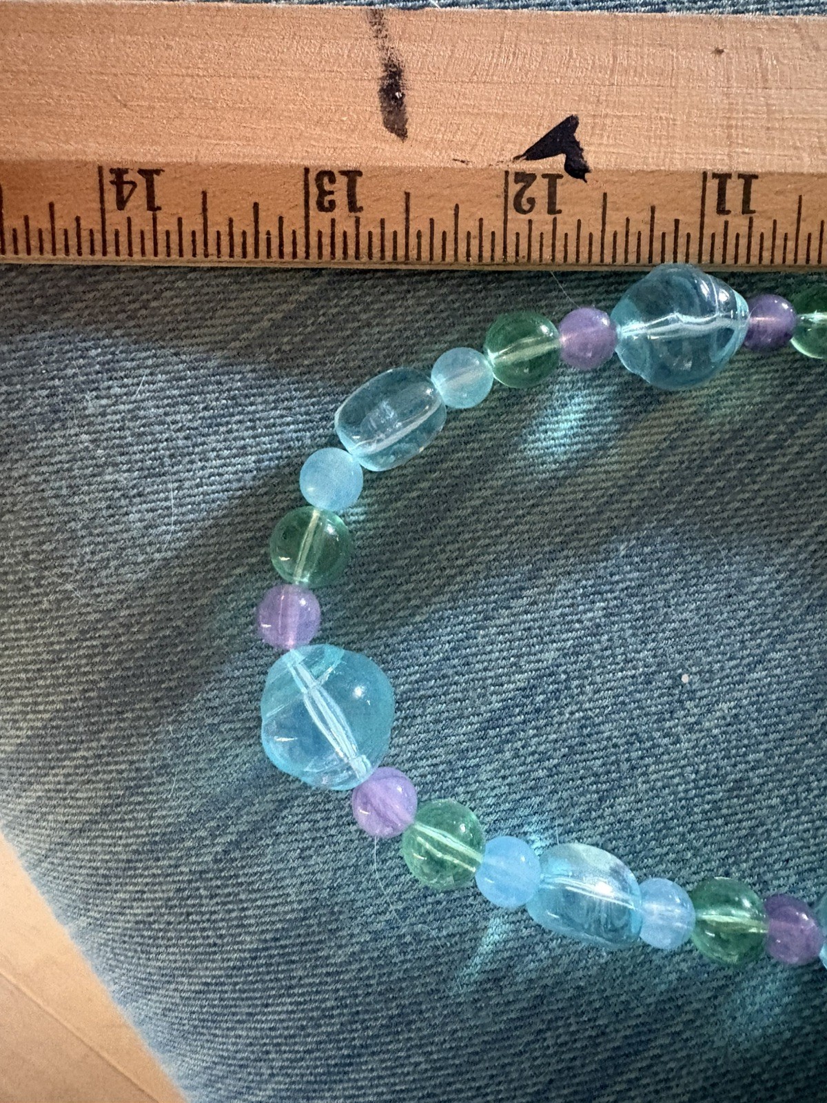 AQUA BLUE GREEN & PURPLE LUCITE/Non Glass Material Beaded Necklace