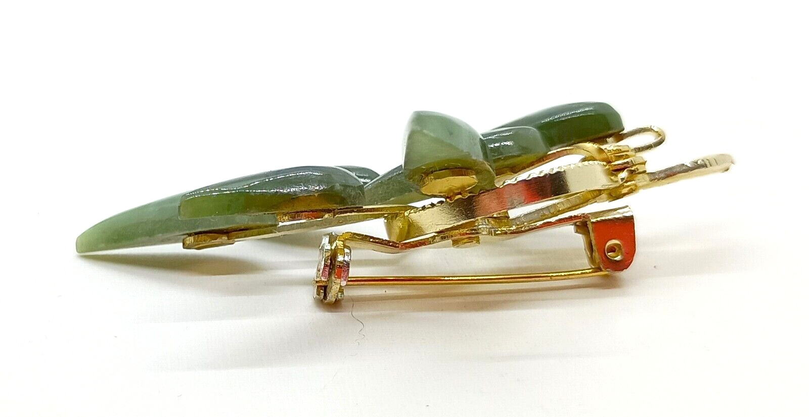 Elegant vintage gold tone metal & simulated green jade bamboo leaf brooch/pin