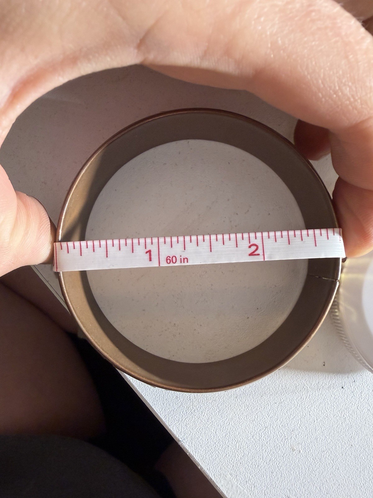 Vintage Hinged Greek Key Cutout Gold Tone Brass Bangle Bracelet 28.78g 1” Wide