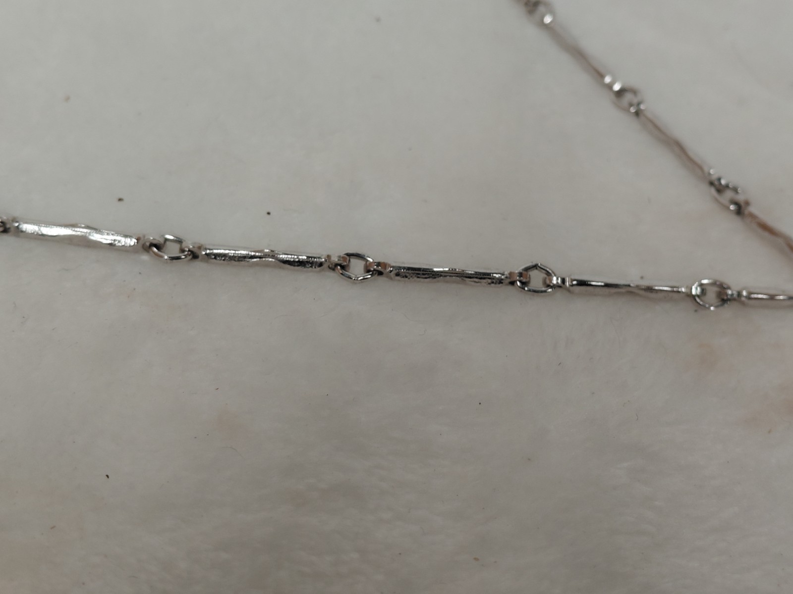 Vintage 1974 Avon Mayan Pendant Necklace Silver Tone Modernist Brutalist Hinged