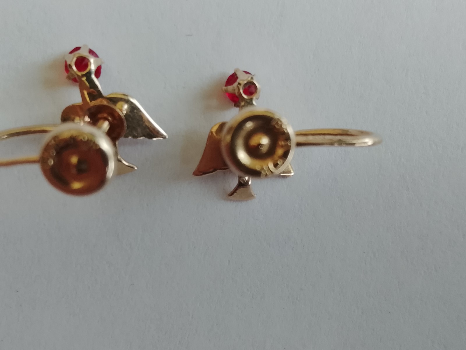 Vintage BDA 10k gold Bird Earrings