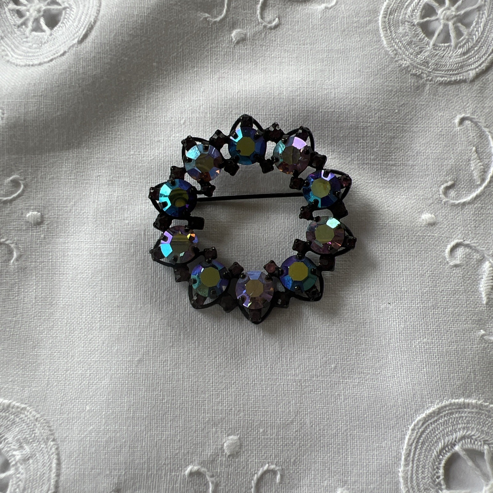 Vintage Joseph Warner Signed Pinks & Purples AB Rhinestone Brooch 2” Rd