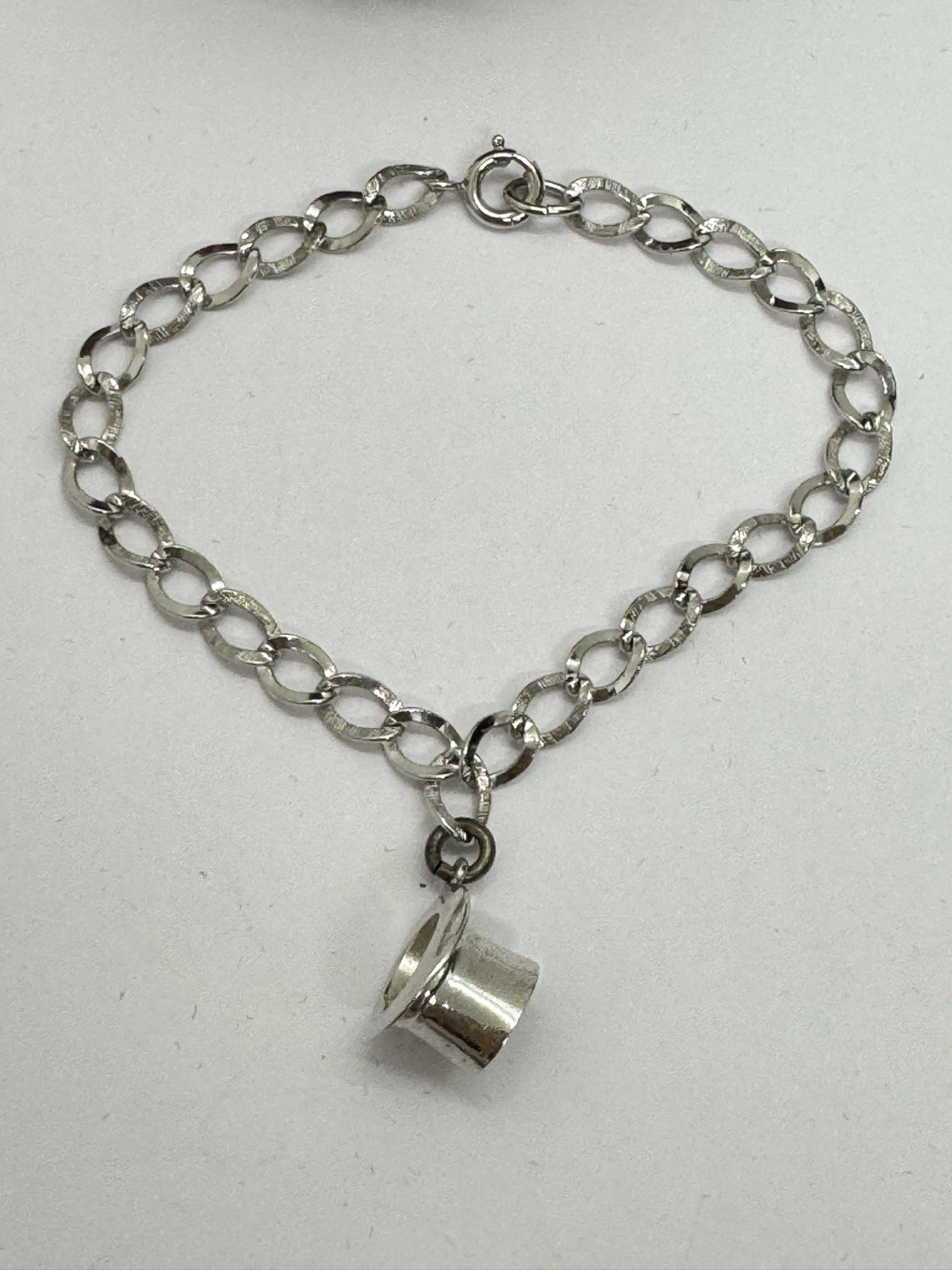 Vintage Sterling Silver Top Hat Charm Bracelet 7″