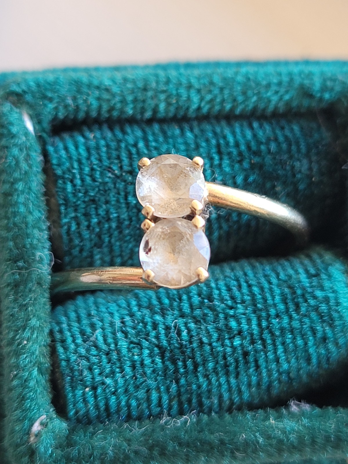 Vintage Antique Gold White Beryl ? Goshenite? Toi Moi Anniversary Gold Ring
