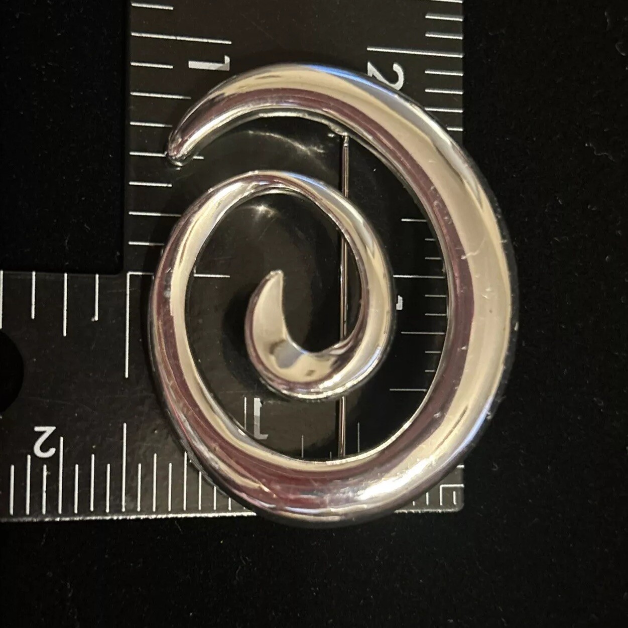 Silver Tone NAPIER Pin Almost 2”?wide PIN BROOCH VERY SOPHISTICATED