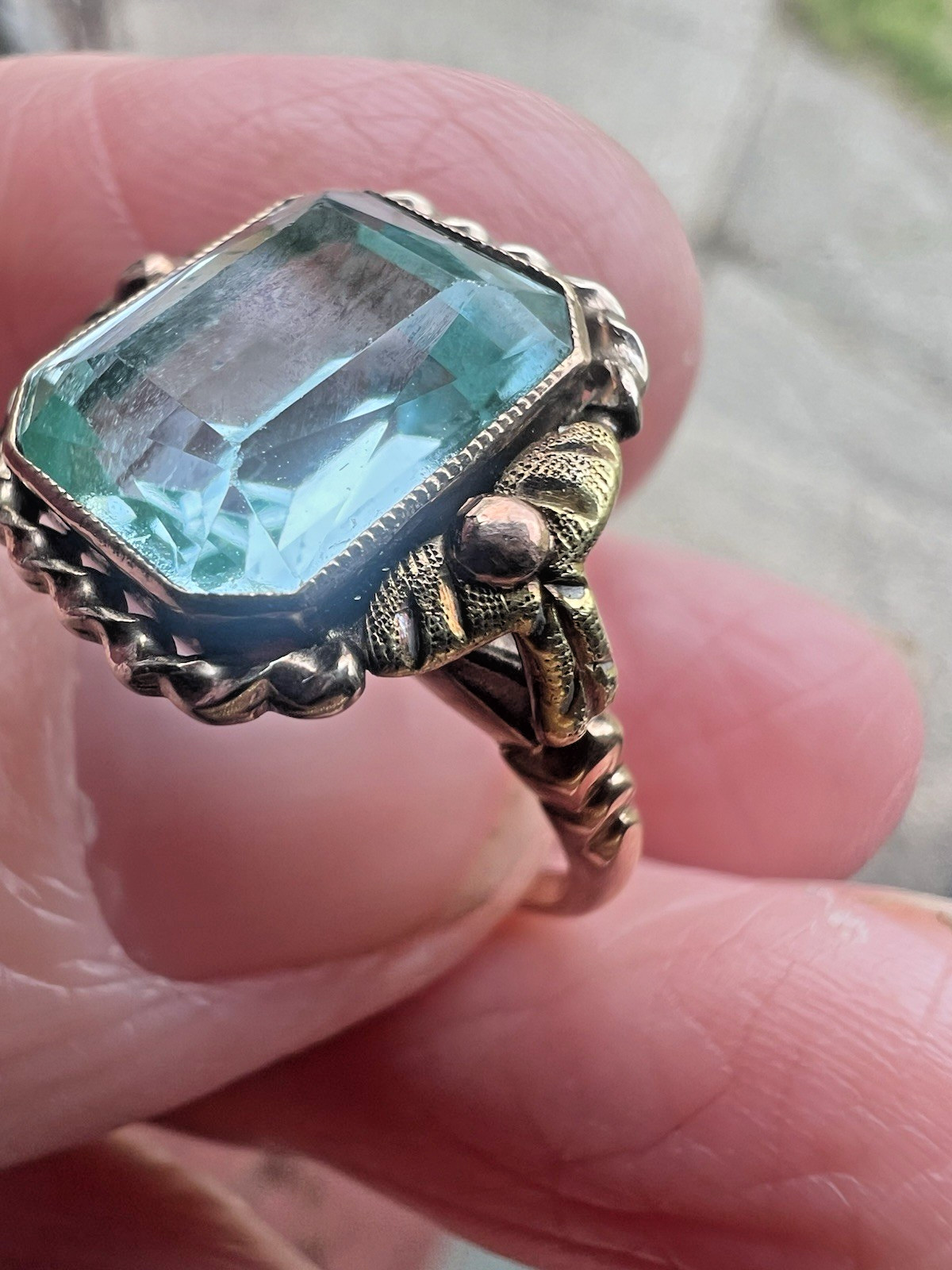Vintage 10K Gold Blue Stone BDA Budlong Docherty and Armstrong Ring