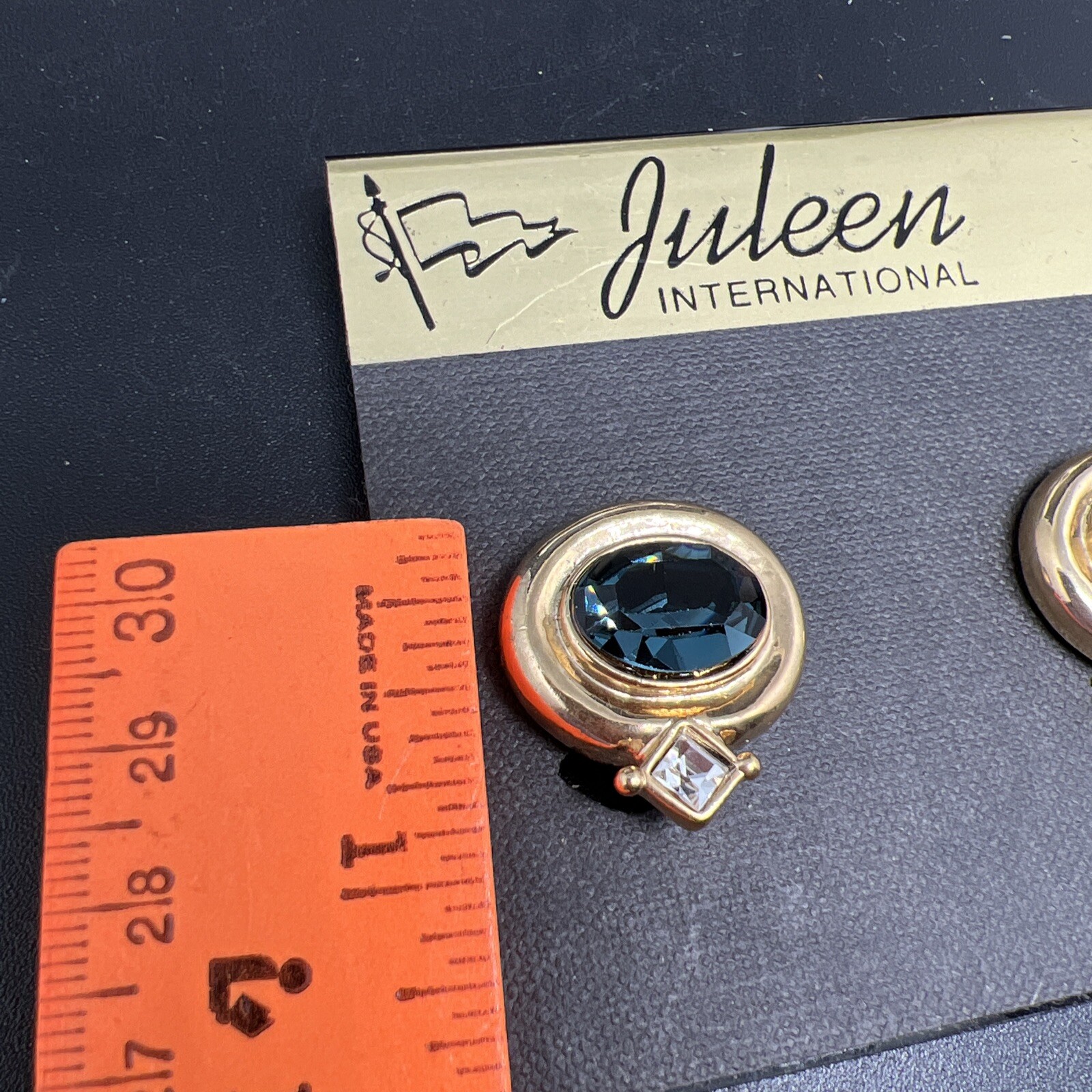 NWT Vintage Goldtone Blue clear Glass Rhinestone Clip Earring on Orig Card