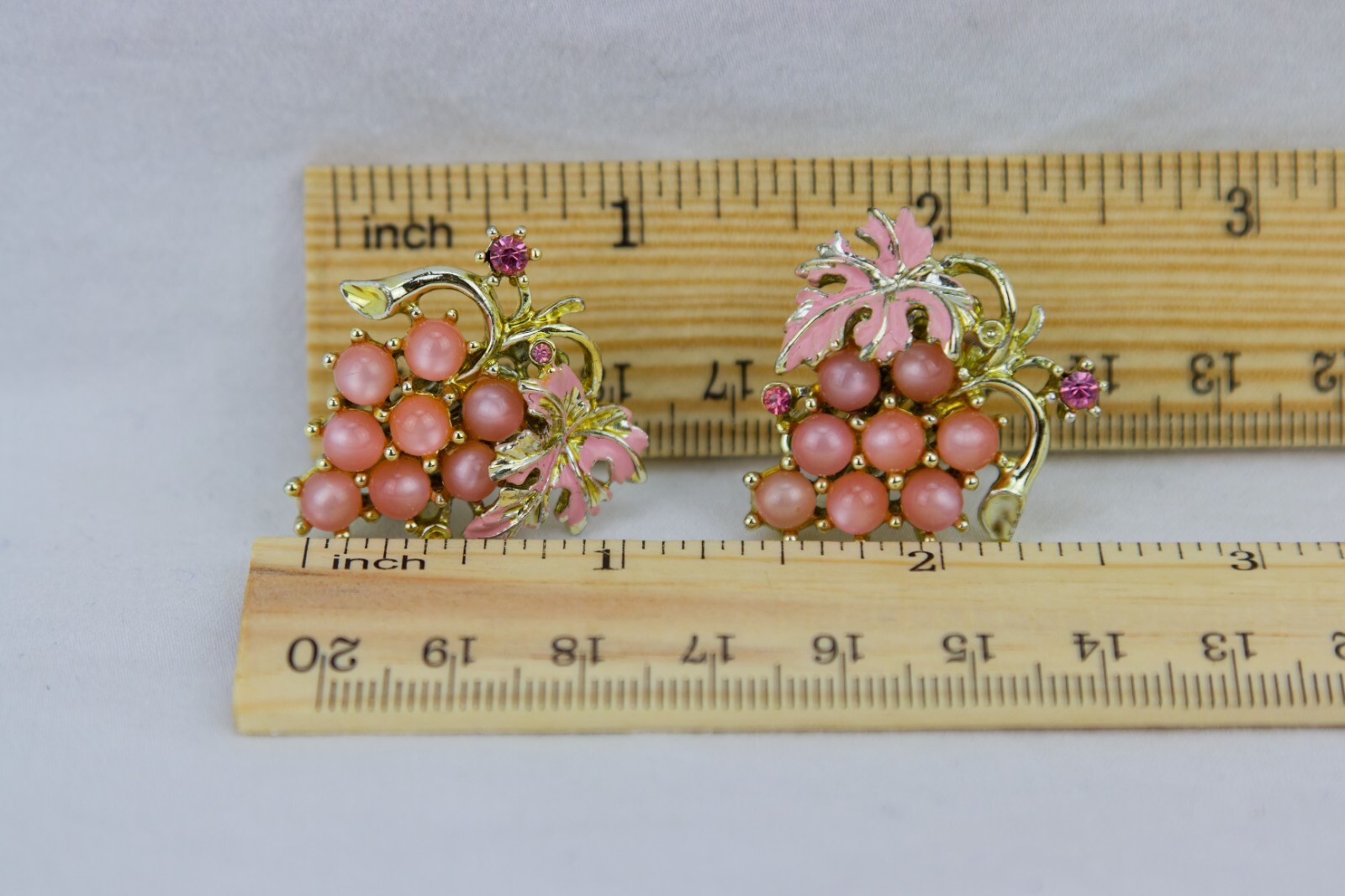 Pink Moonglow Clip-On Earrings, Grape Clusters, 14gr