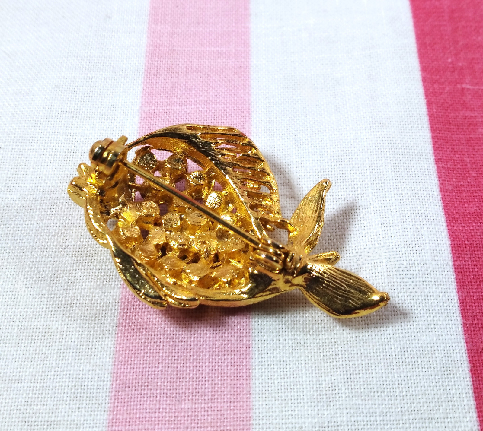 Colorful Mid Century Rhinestone FISH Brooch Pin with Gold Finish & Safety Clasp