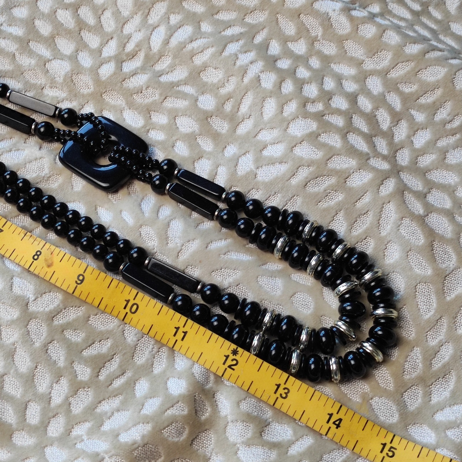 Vintage Womens Black Silver Beaded Necklace Large Side Bead Box Tab Insert Close