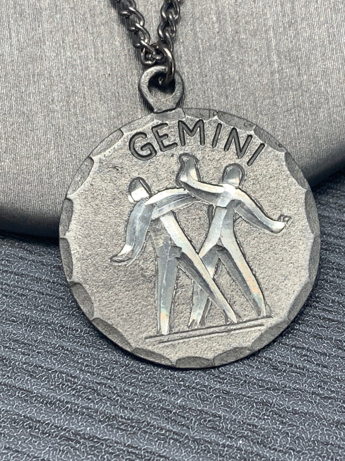 Vintage Pewter BDA Zodiac astrology Gemini Horoscope Pendant Necklace 18”