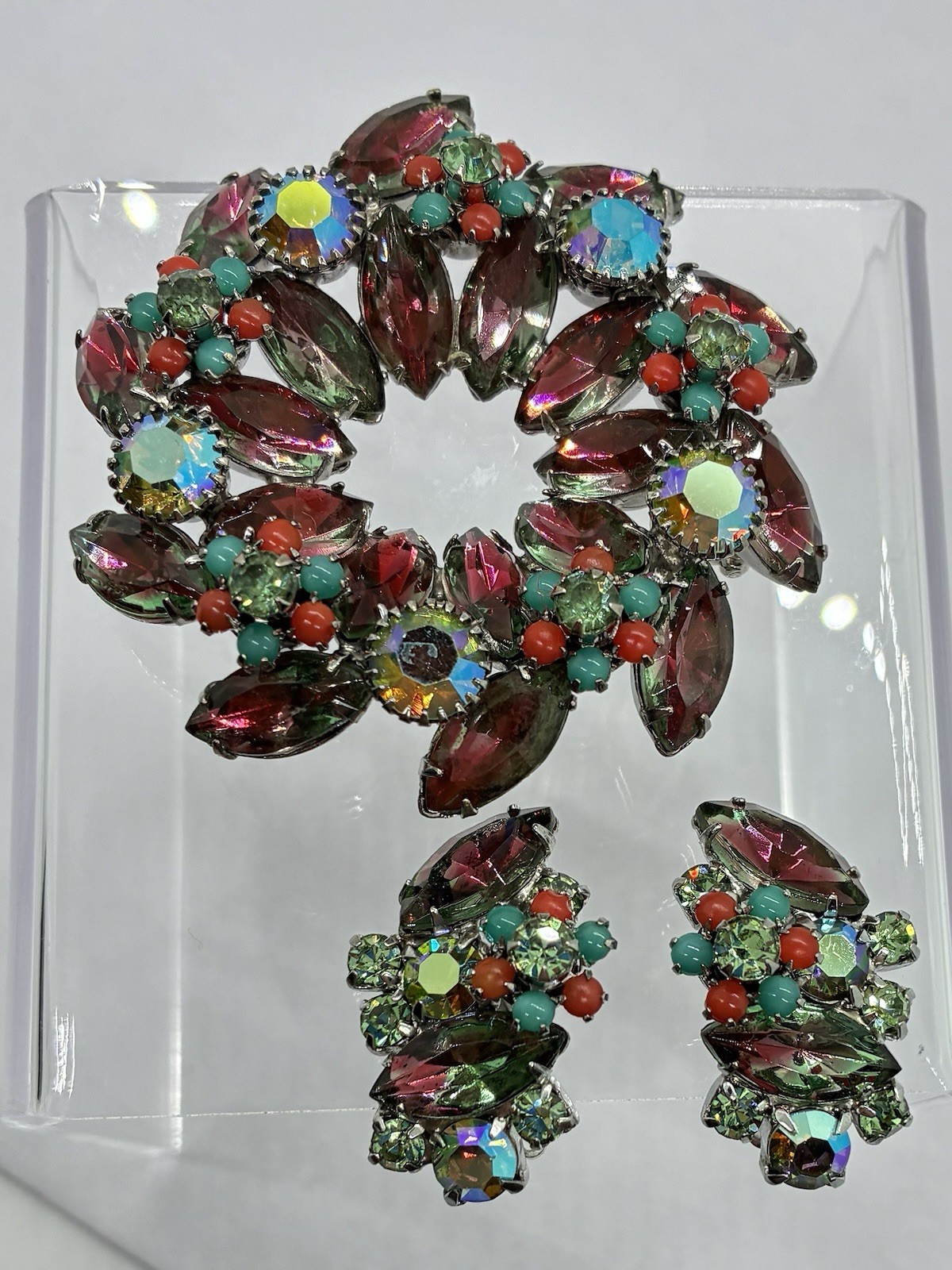 Juliana (DeLizza & Elster) Rare Brooch And Matching Clip On Earrings