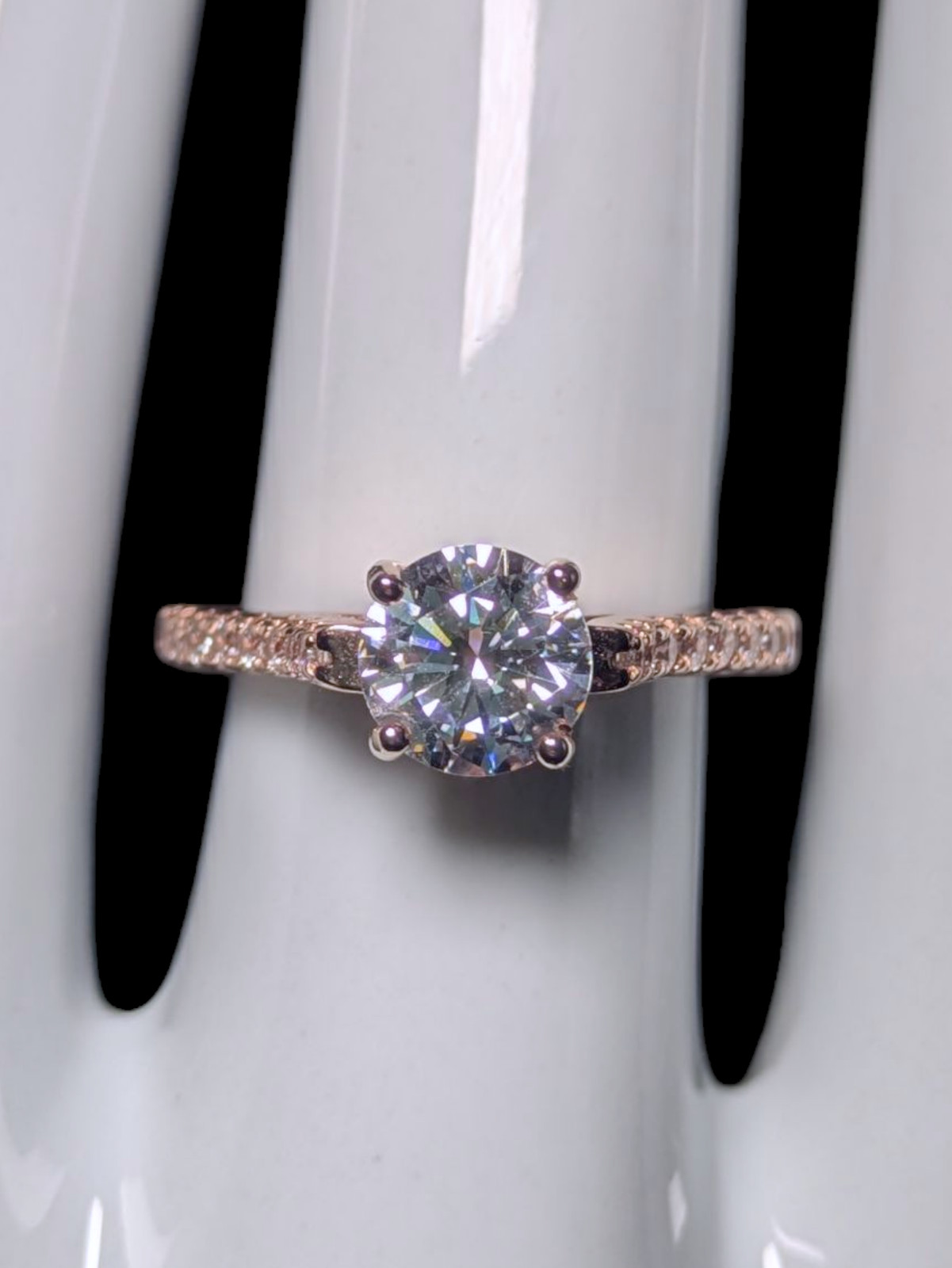 Vintage Round Brilliant Cut Simulated Diamond with Simulated Diamond Accents Ros