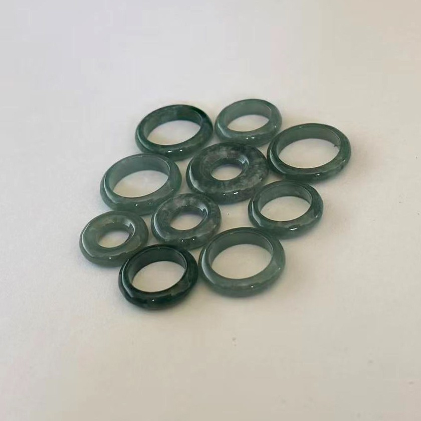 10 pcs Natural Green Jade Jadeite Pendants Charms, Diameter 13-17mm, w/Necklace