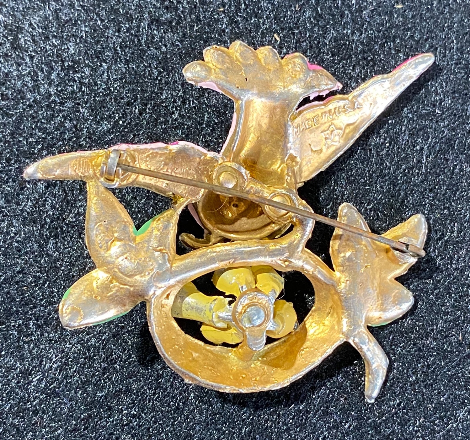 Vintage Fred Gray Corp Birds Nest Mother & Babies Enamel Metal Brooch USA 1940s