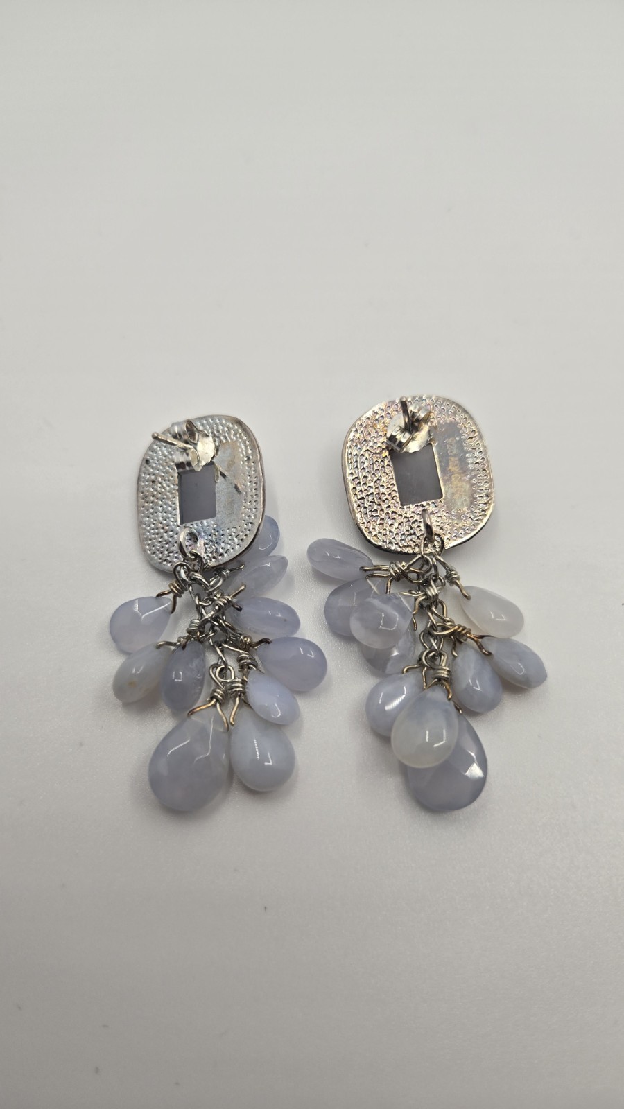 Unique Amy Kahn Russell Sterling Faceted Lavender Chalcedony Drop Earrings
