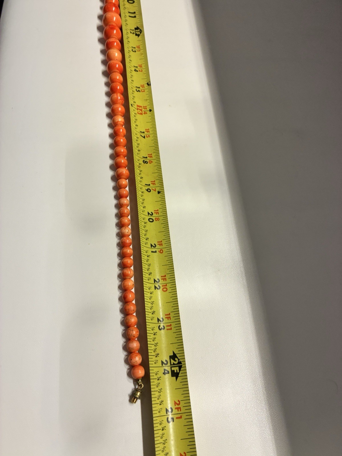VTG ESTATE NATURAL SALMON CORAL GRADUATED BEAD NECKLACE 41g