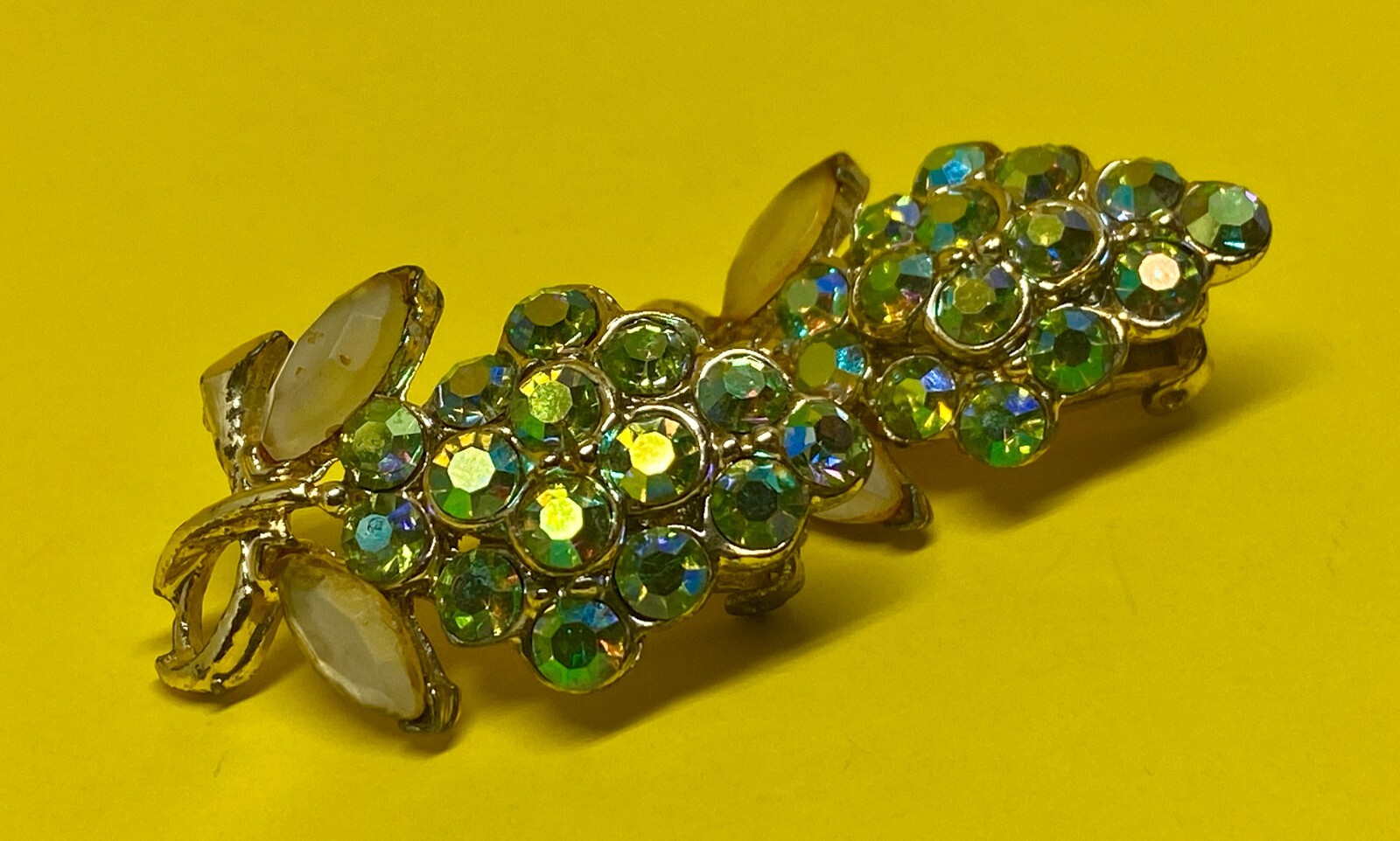 Vintage Rhinestone Clip-On Cluster Earrings Bunch of Grapes Aurora Borealis