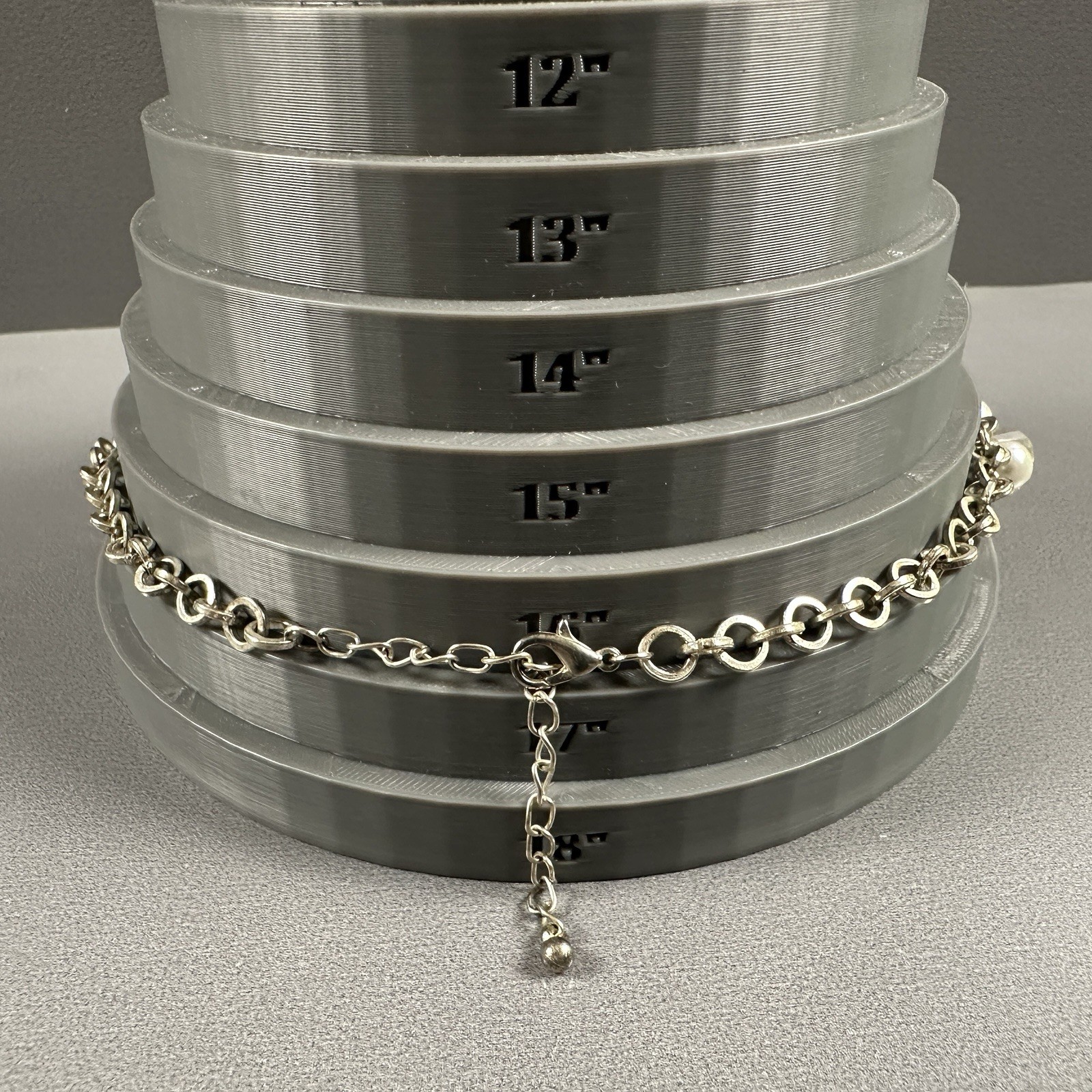 Vintage Faceted Bead Necklace Silver Tone Acrylic Dangle 16-18″ Charm