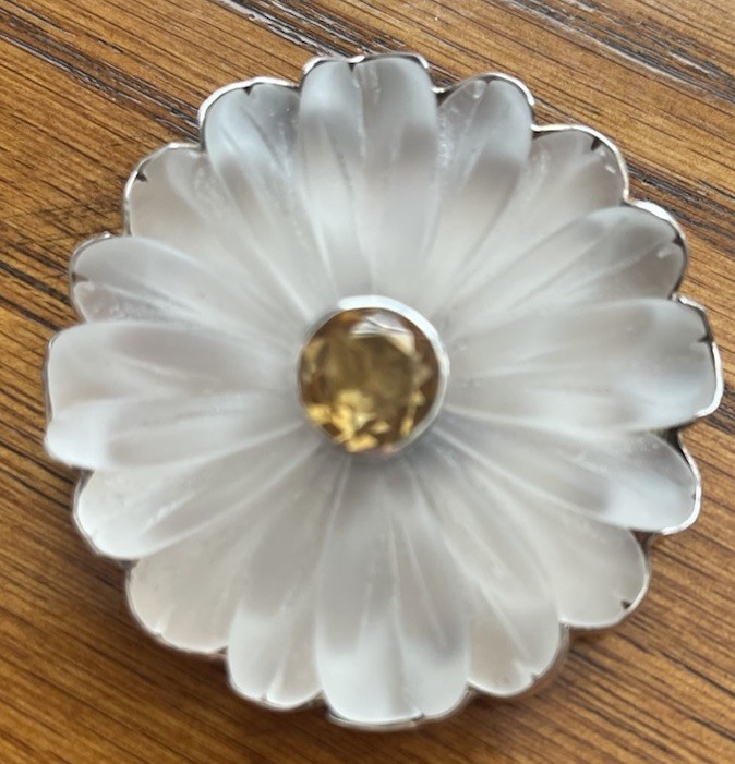 Vintage Amy Kahn Russell Frosted Glass Sterling Silver Flower Brooch Pin – Read