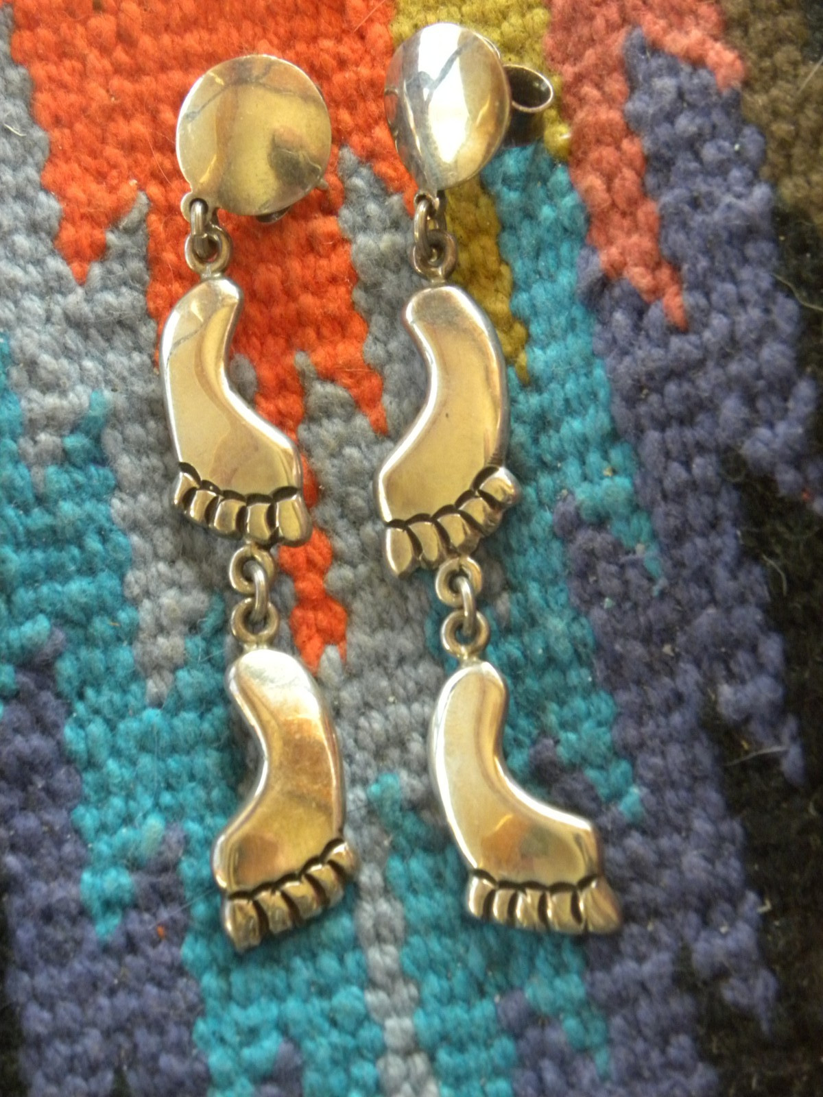 EMILIA “LOS CASTILLO” MEXICAN STERLING SILVER DANGLING FOOTPRINT EARRINGS 3″