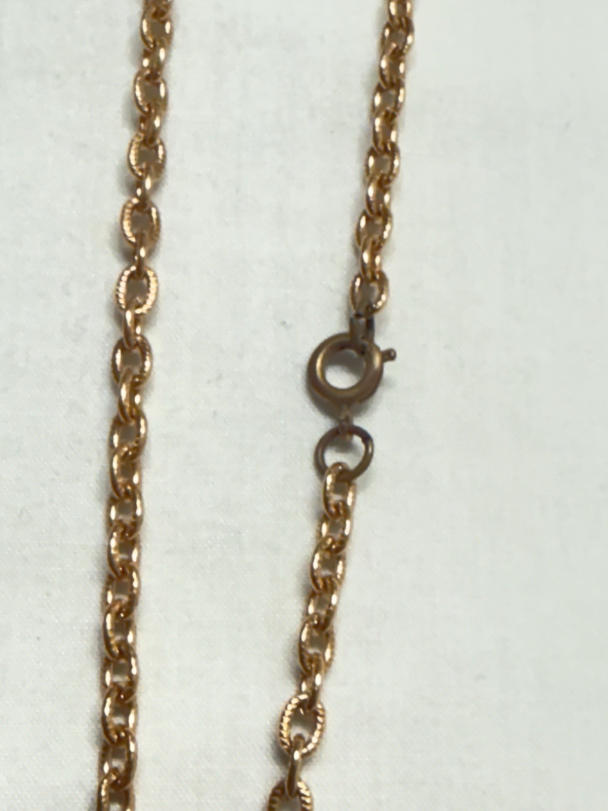Goldtone GRAPE LEAF Cluster Large Pendant Necklace