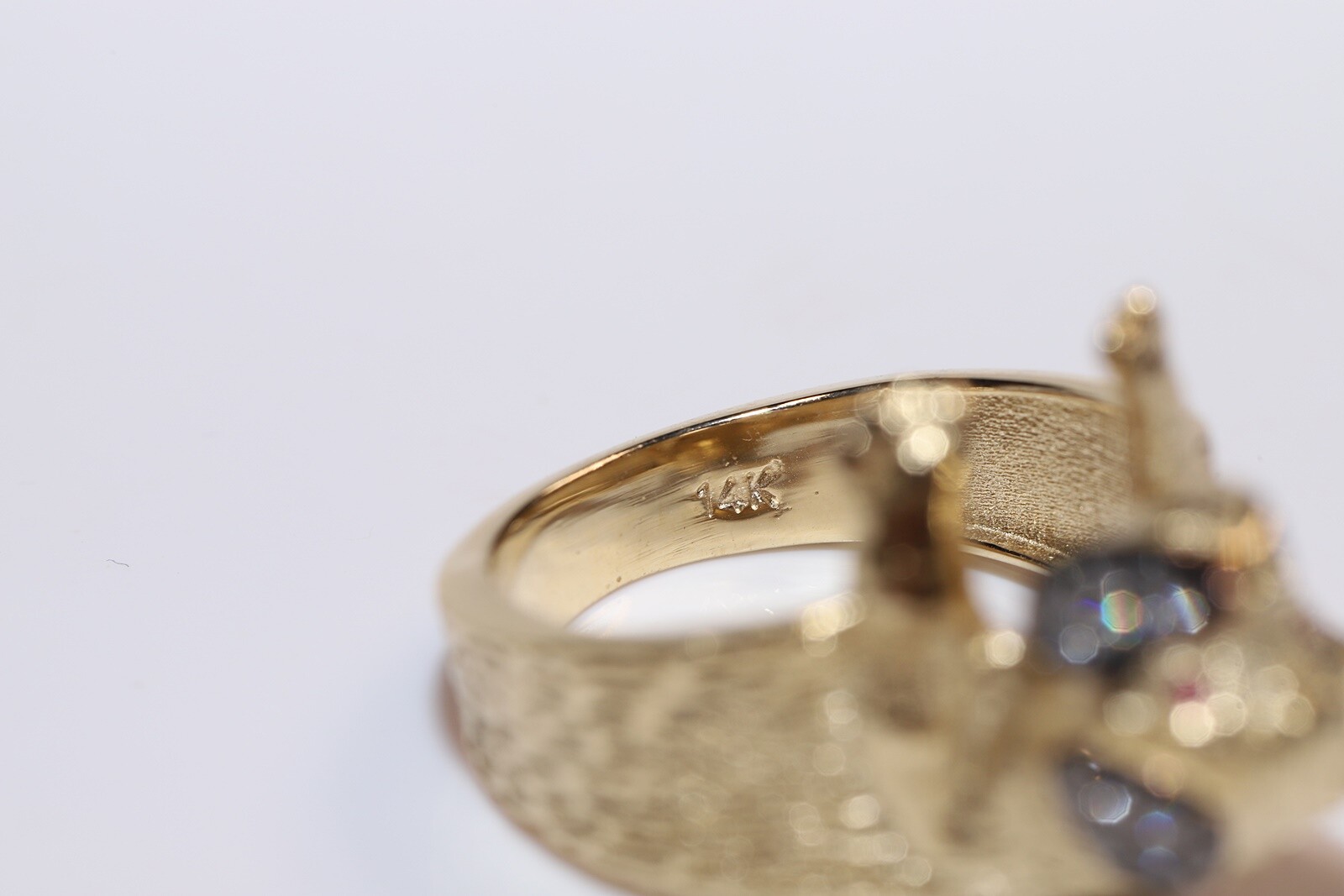New Made 14k Gold Natural Diamond And Ruby Decorated Dog Ring