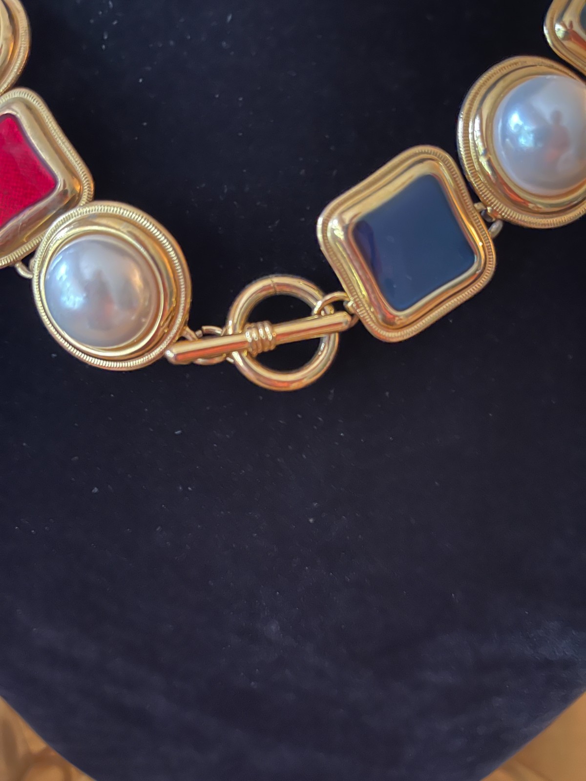 Vintage 1980s Gold Tone Statement Necklace Faux Pearl Jewel Tone Epoxy 18″ Toggl