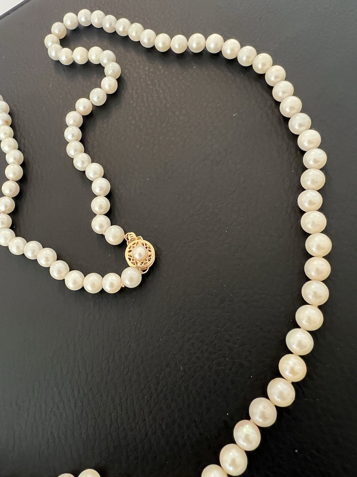 Vintage Estate 6MM Pearl 30″ Long Knotted Necklace 14K Yellow Gold Clasp
