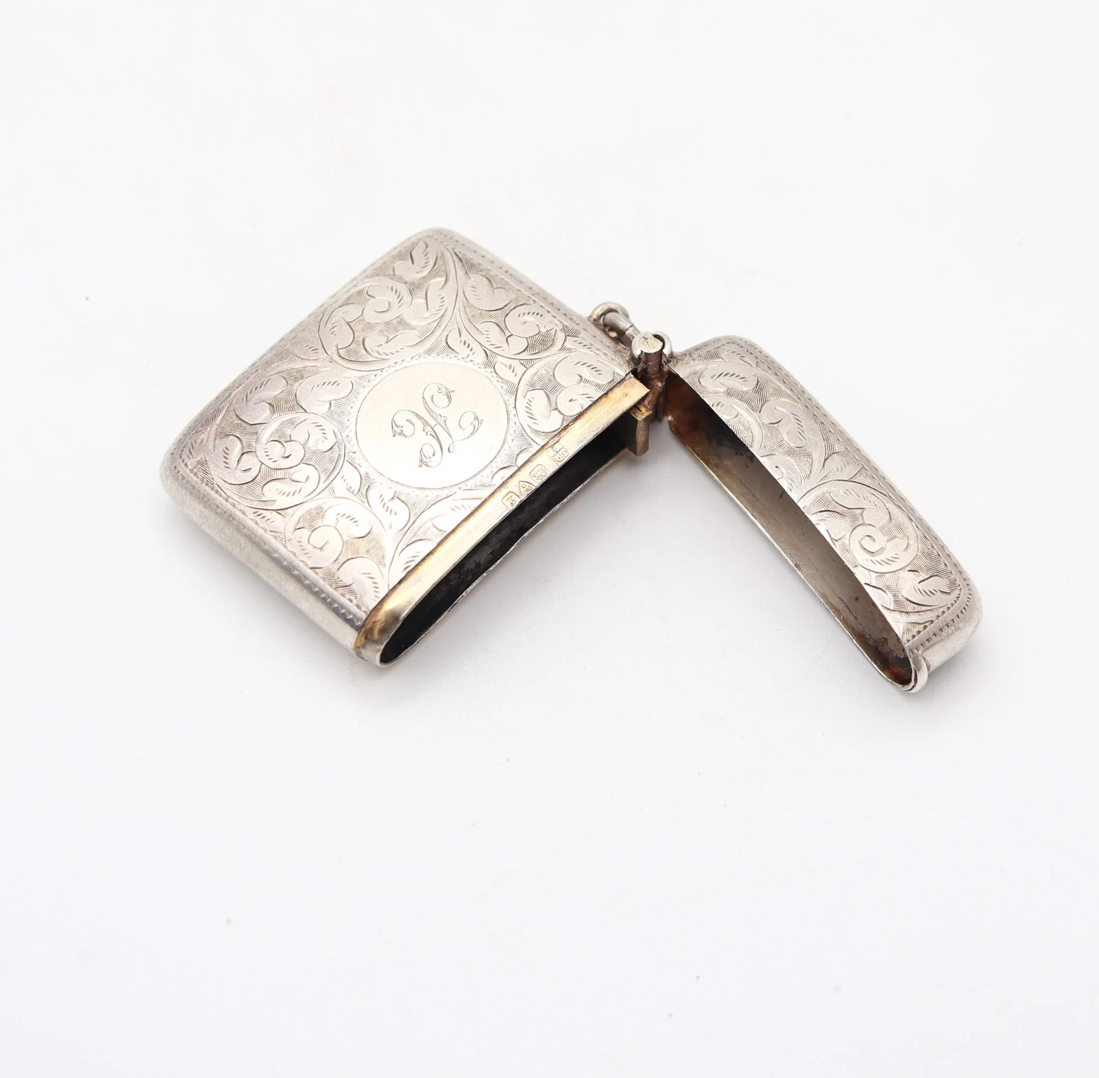 JAMES DEAKIN & SONS 1911 Chester Curved Vesta Matches Box In .925 Sterling