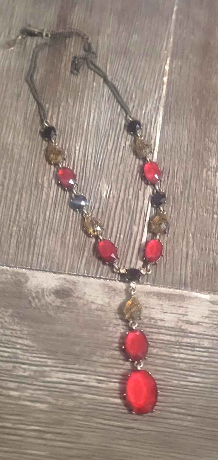 CAROLINA HERERA CH VTG TONE Gun Metal Gem Stone PENDANT NECKLACE Y BEAD Red Drop