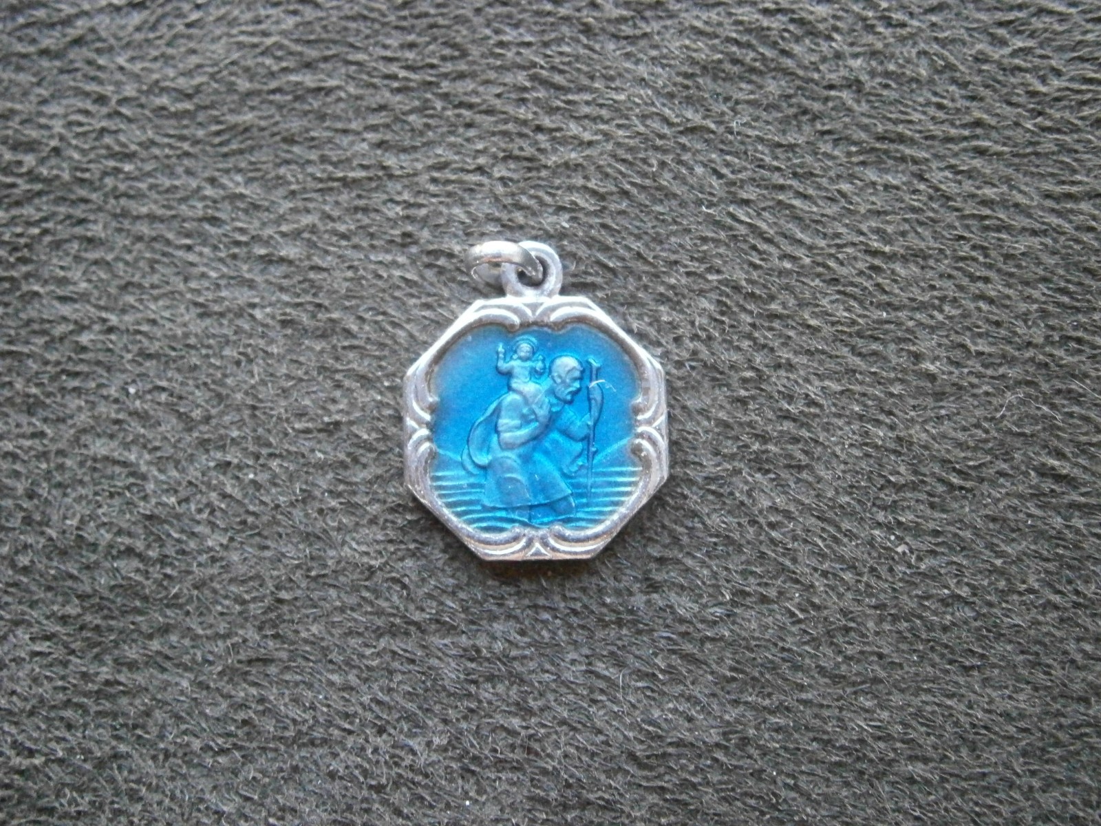 St Chrisptopher Vintage Silvertone Enamel Medal Bracelet Charm Pendant 2.3g
