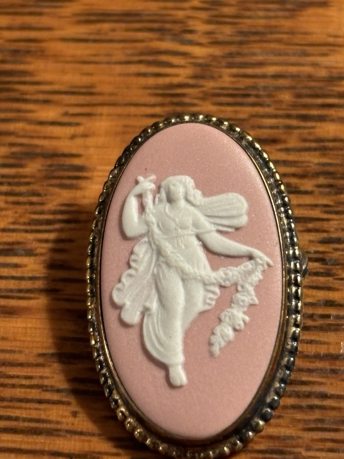 Sterling Wedgwood Pink Cameo Brooch Made In England Woman ORIGINAL BOX Lapel