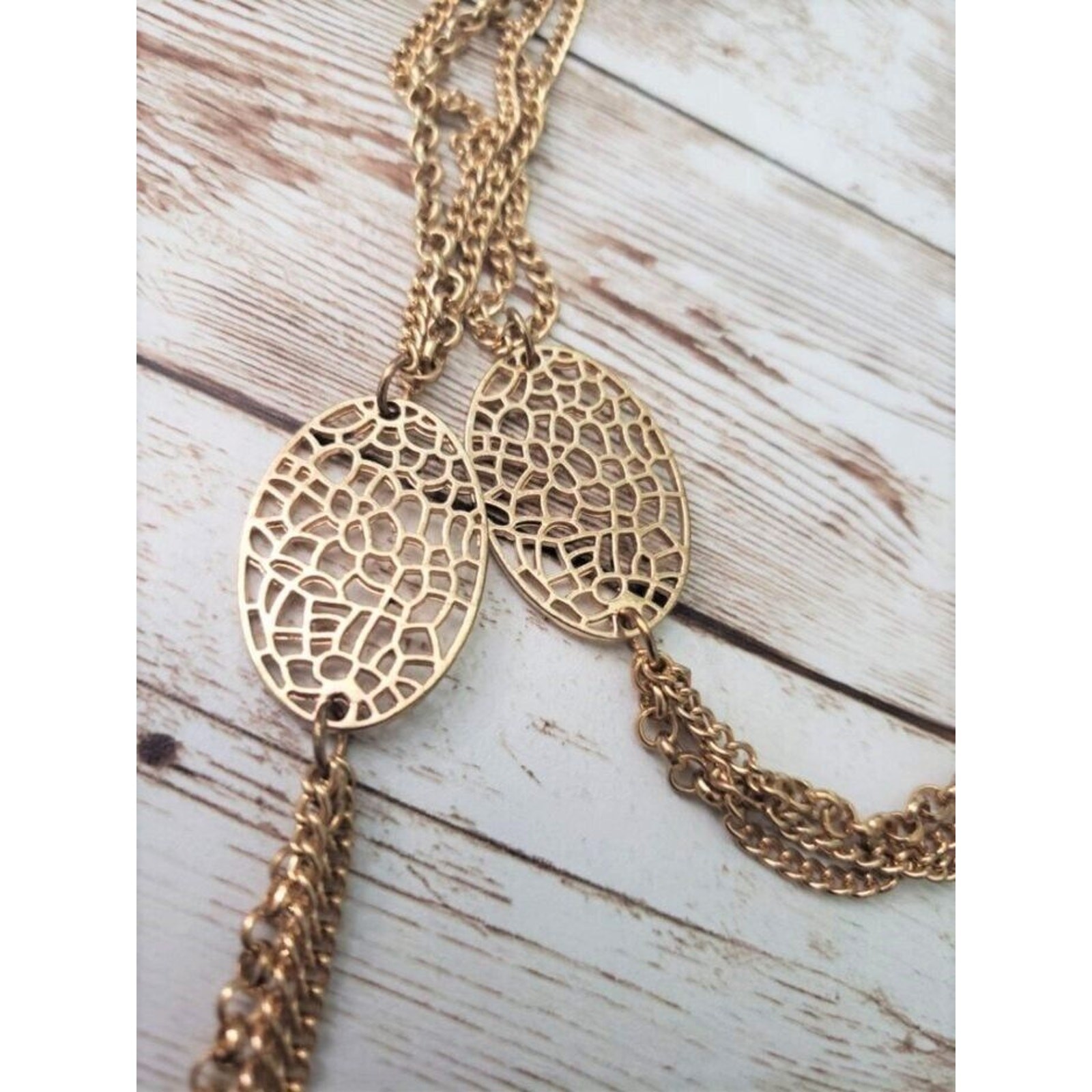 Vintage Necklace – Long Layered Necklace Gold Tone with Oval Detail