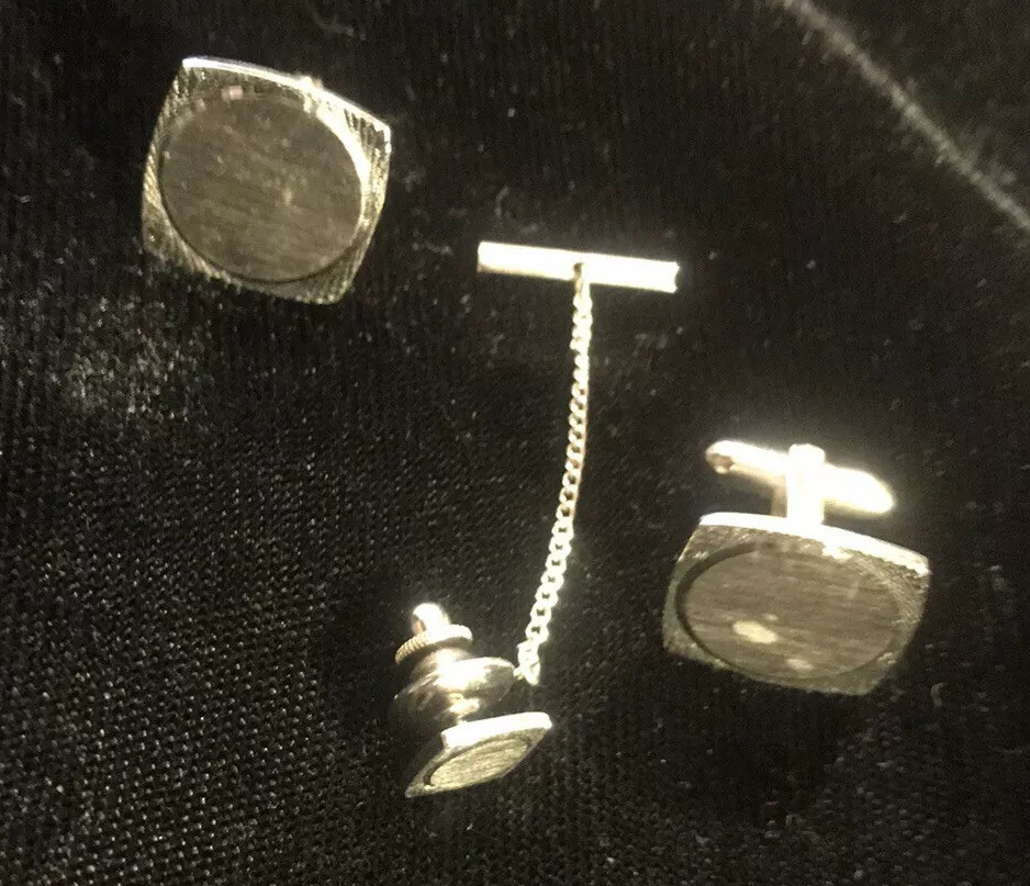 HADLEY Silvertone Square Cufflinks Matching Tie Tack Designer SIgned vtg