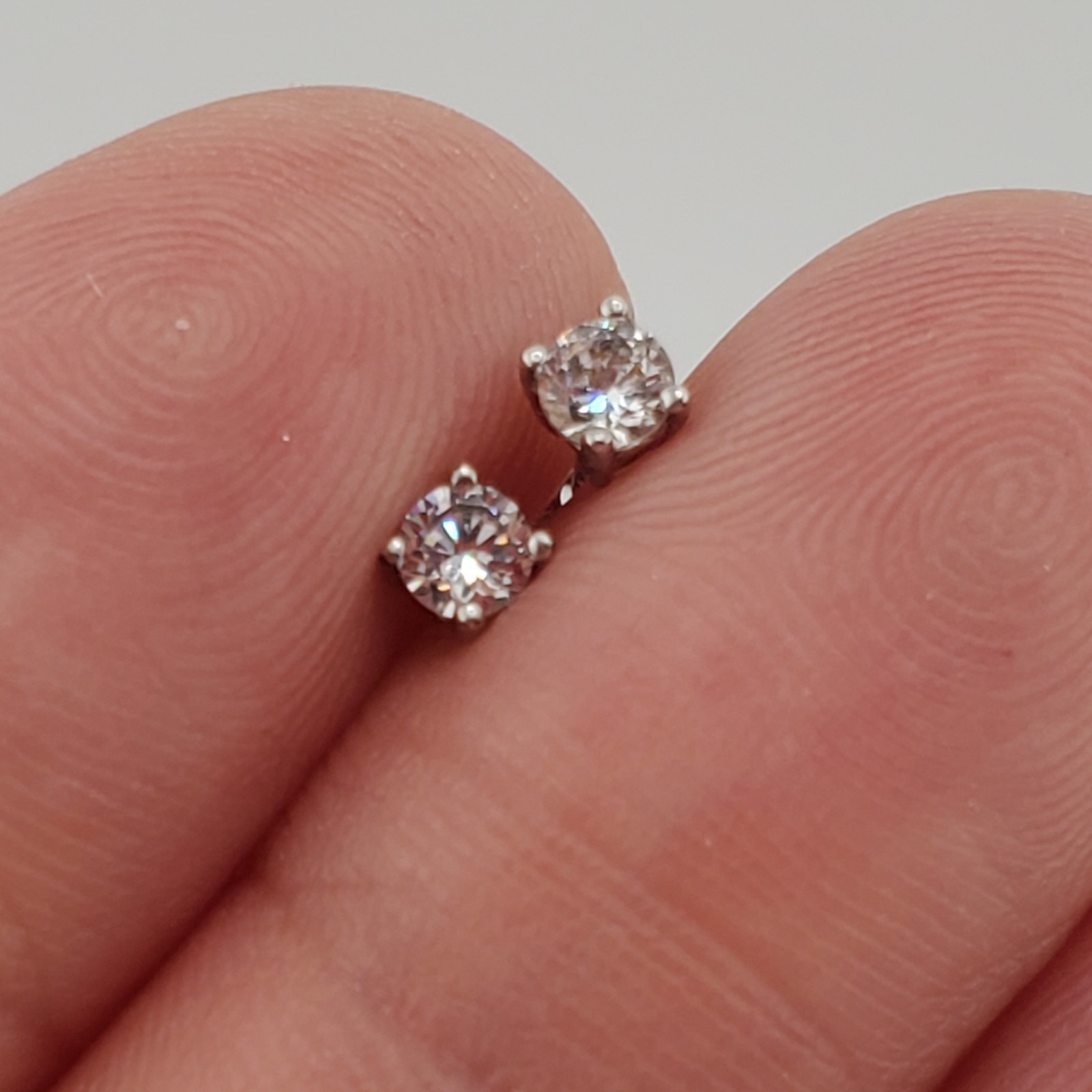 VTG 925 API Stud CZ 3mm Earrings Sterling Silver Brilliant Petite Daily Wear
