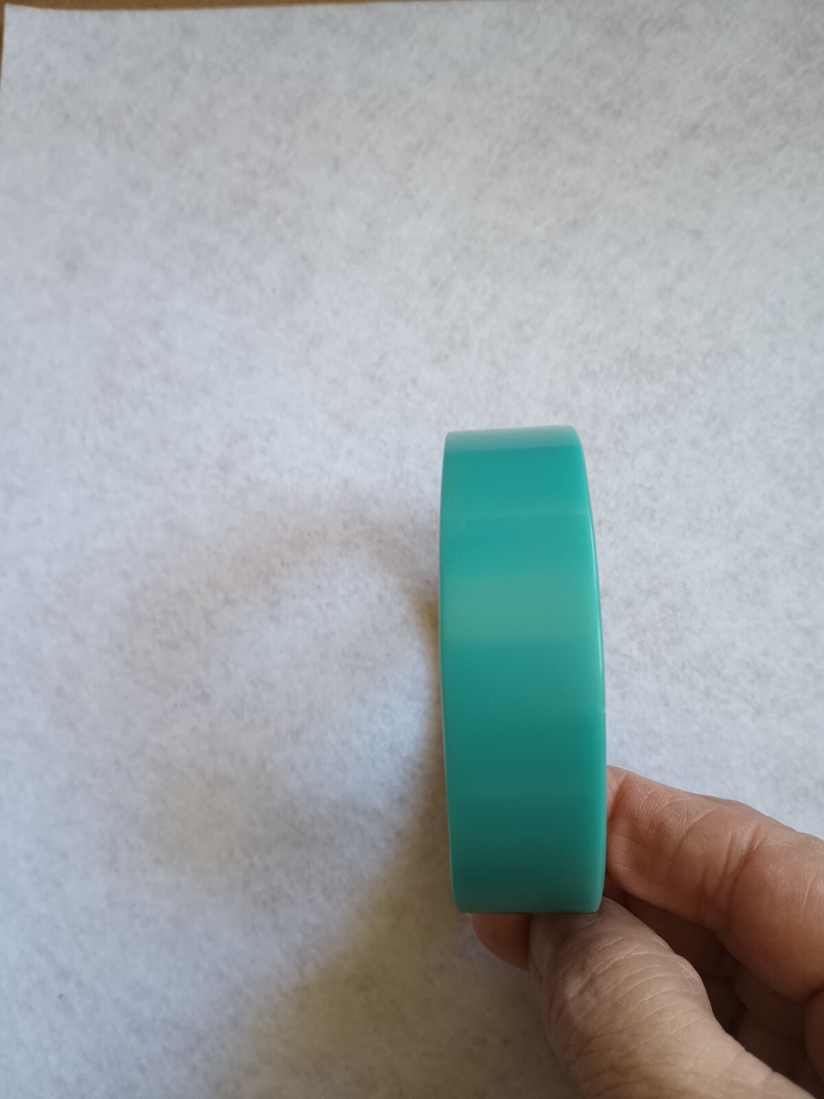 Vintage Lucite And Wood Bangle 1 1/2 Opening Size 6-7 Aqua And Wood Nice, 3/4in