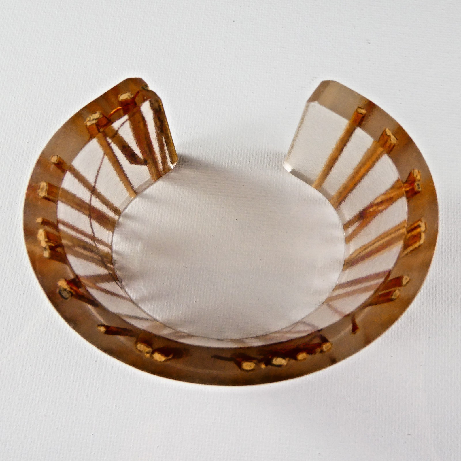 Vintage Lucite Modernist Cuff Bracelet Thick Chunky Brown Linear Inlays NICE!